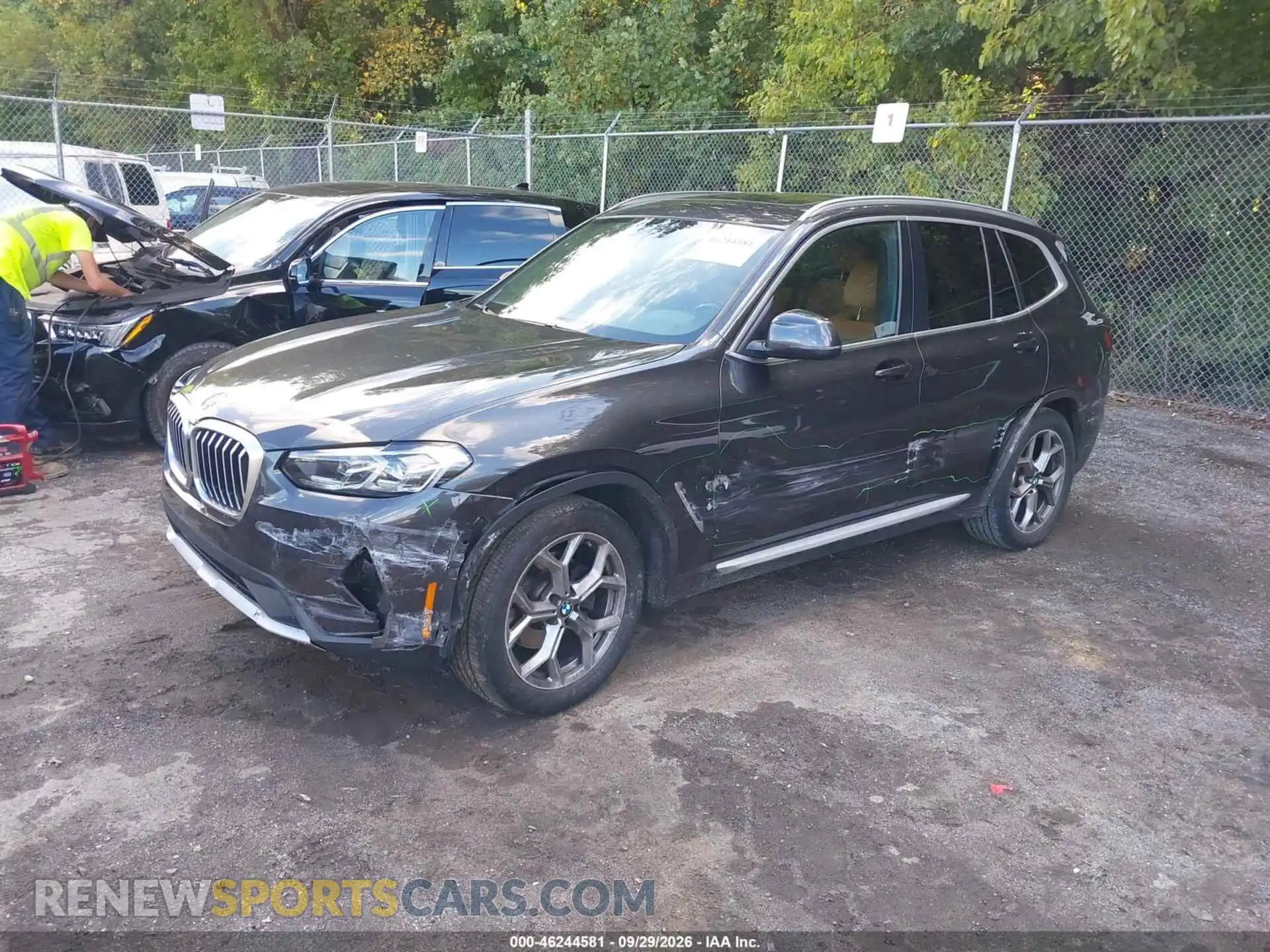 2 Photograph of a damaged car 5UX53DP04N9M03538 BMW X3 2022