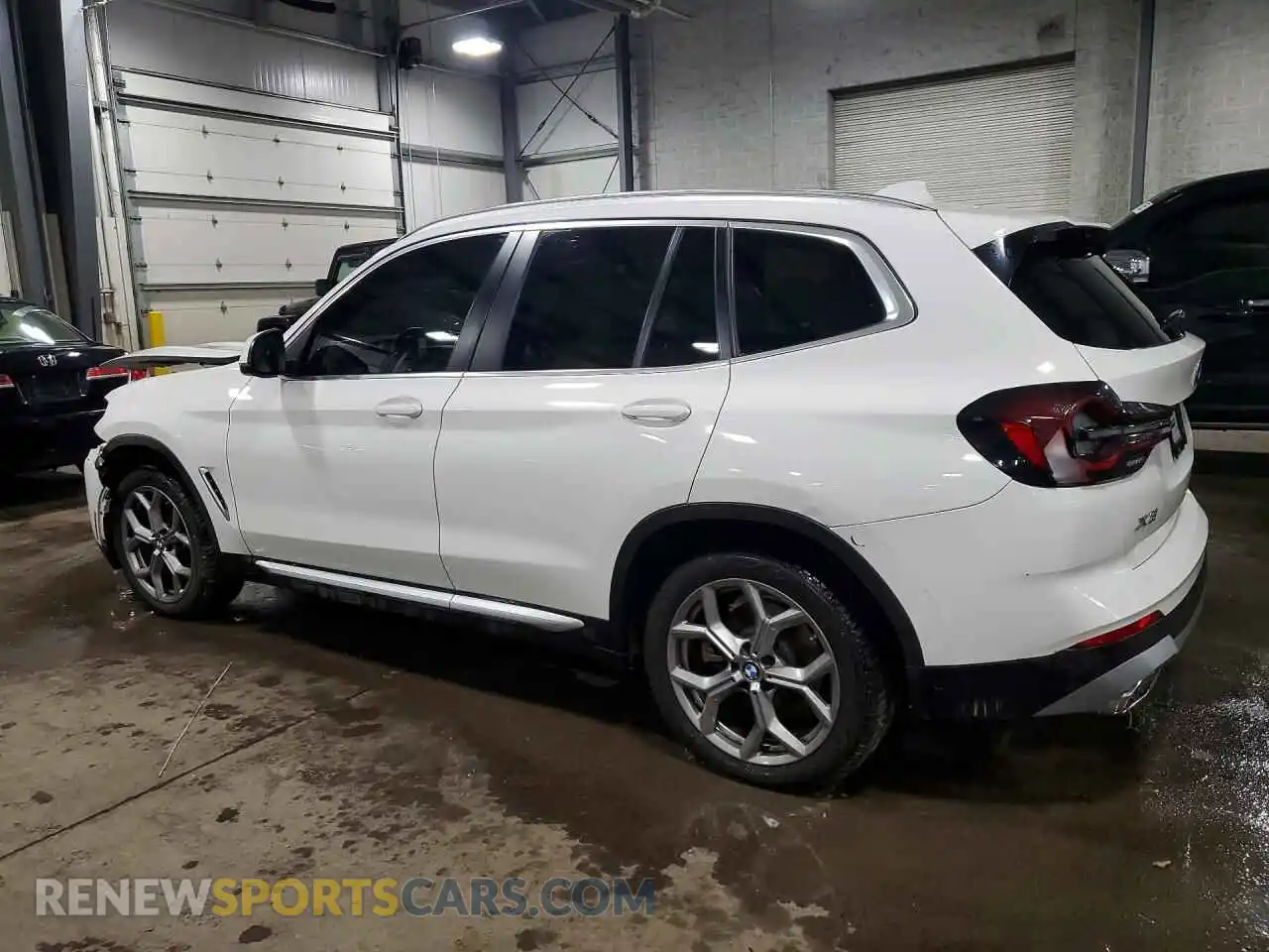 2 Photograph of a damaged car 5UX53DP04N9M92401 BMW X3 2022