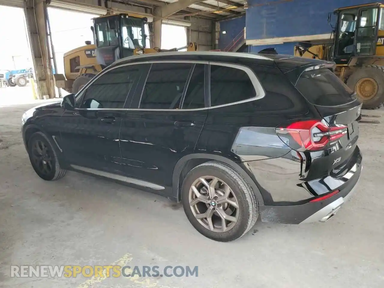 2 Photograph of a damaged car 5UX53DP05N9J09663 BMW X3 2022