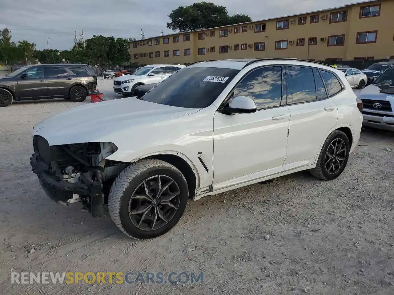 1 Photograph of a damaged car 5UX53DP05N9J31842 BMW X3 2022
