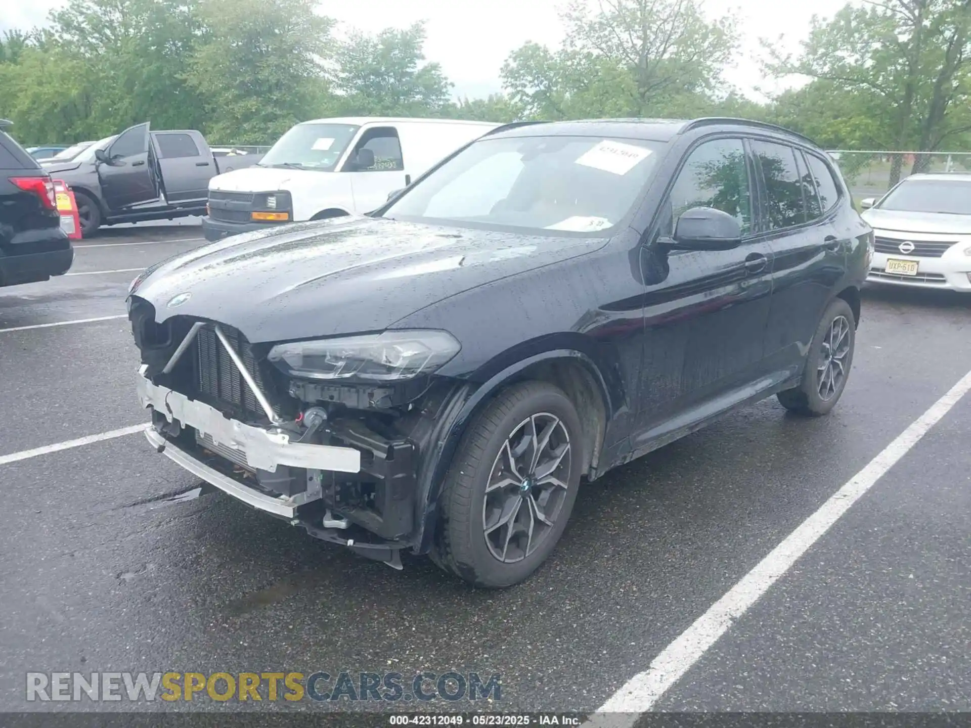 2 Photograph of a damaged car 5UX53DP05N9M46219 BMW X3 2022