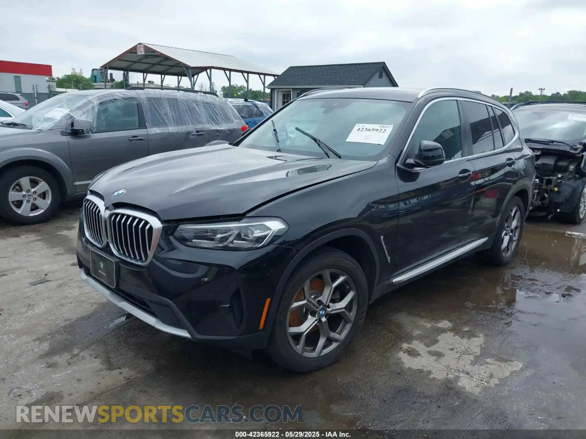 2 Photograph of a damaged car 5UX53DP06N9K32419 BMW X3 2022