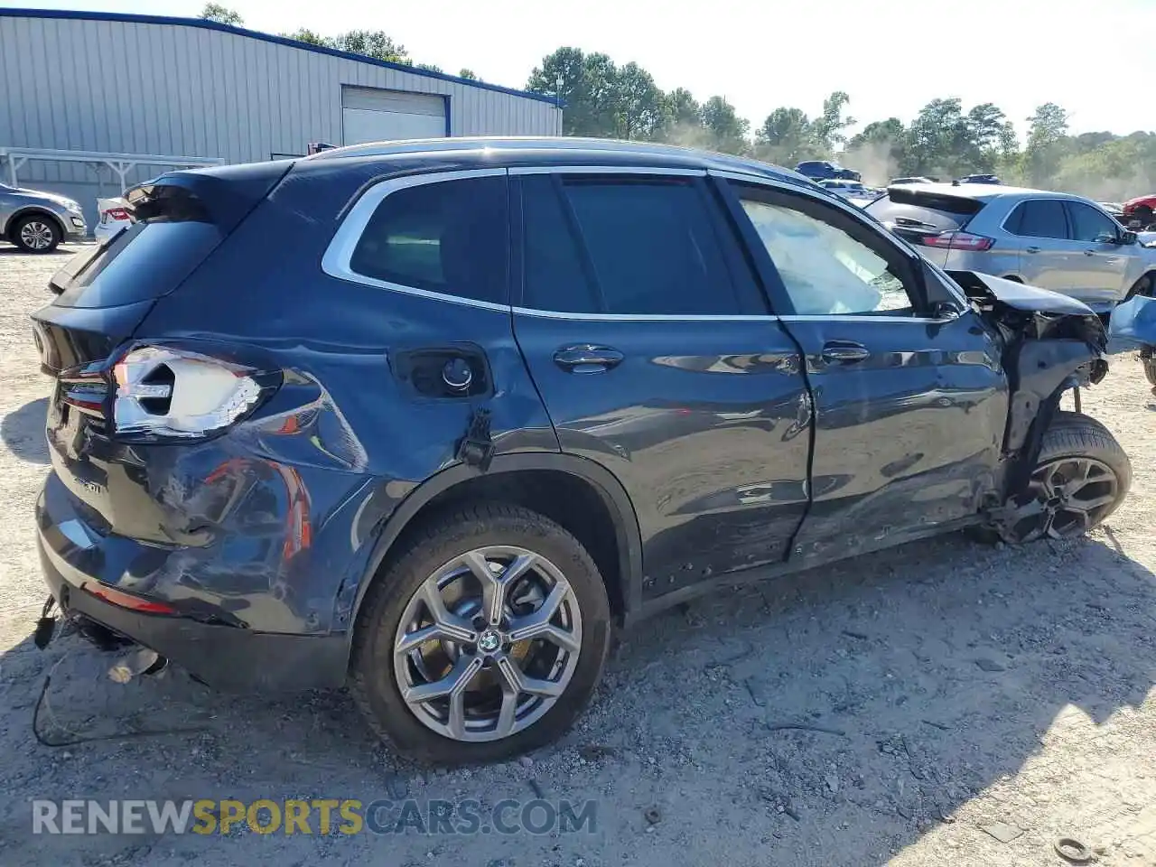 3 Photograph of a damaged car 5UX53DP06N9K69437 BMW X3 2022