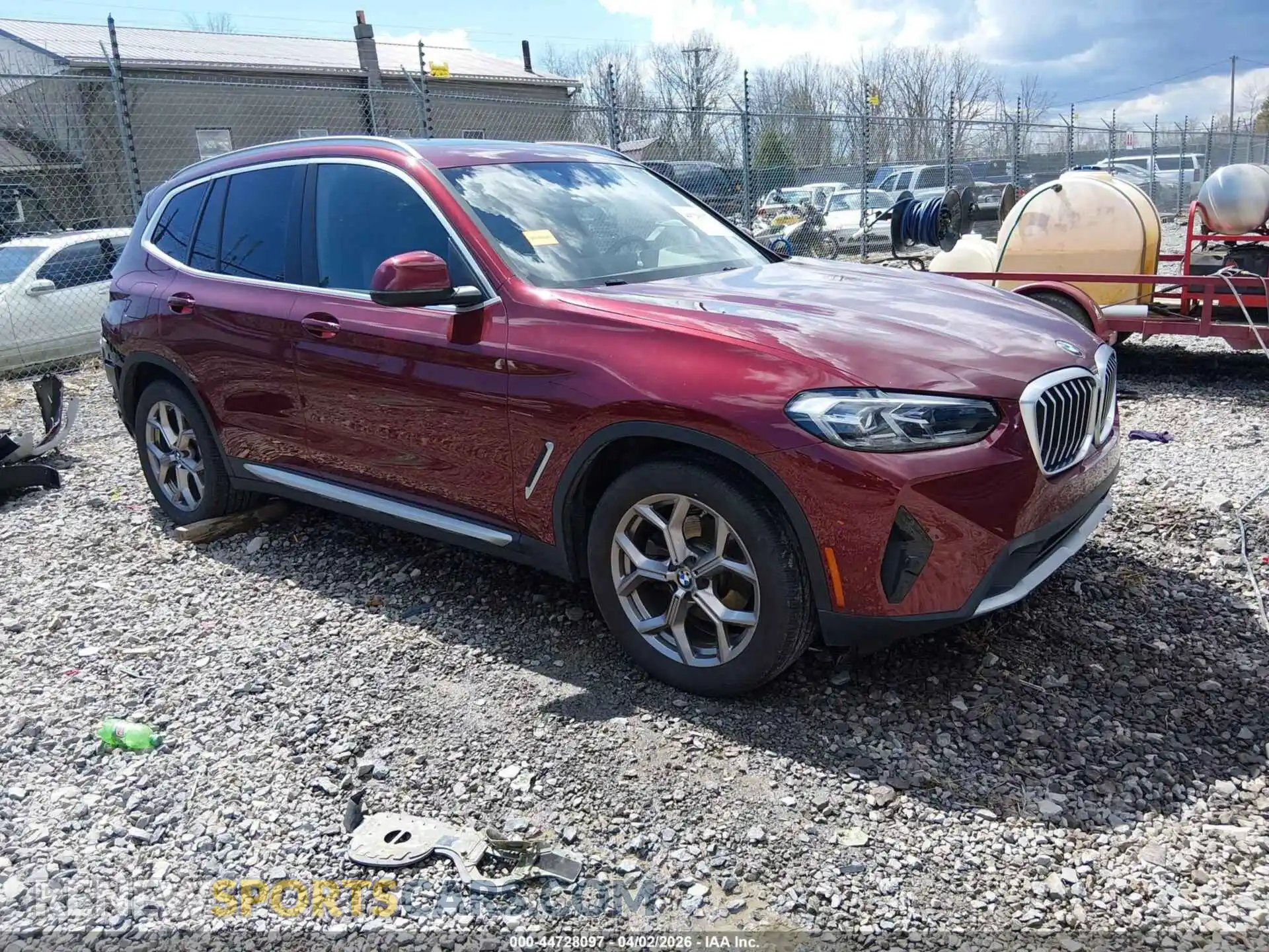 1 Photograph of a damaged car 5UX53DP06N9K97335 BMW X3 2022