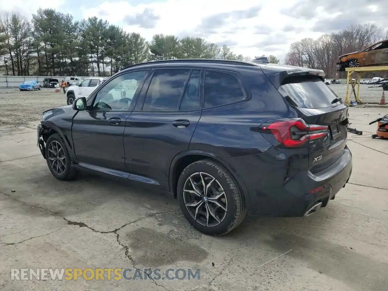 2 Photograph of a damaged car 5UX53DP06N9N20831 BMW X3 2022