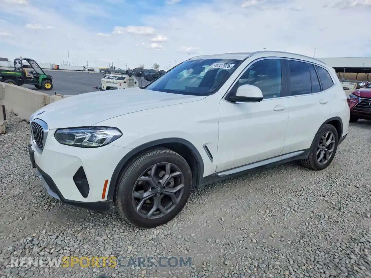 1 Photograph of a damaged car 5UX53DP07N9J49971 BMW X3 2022