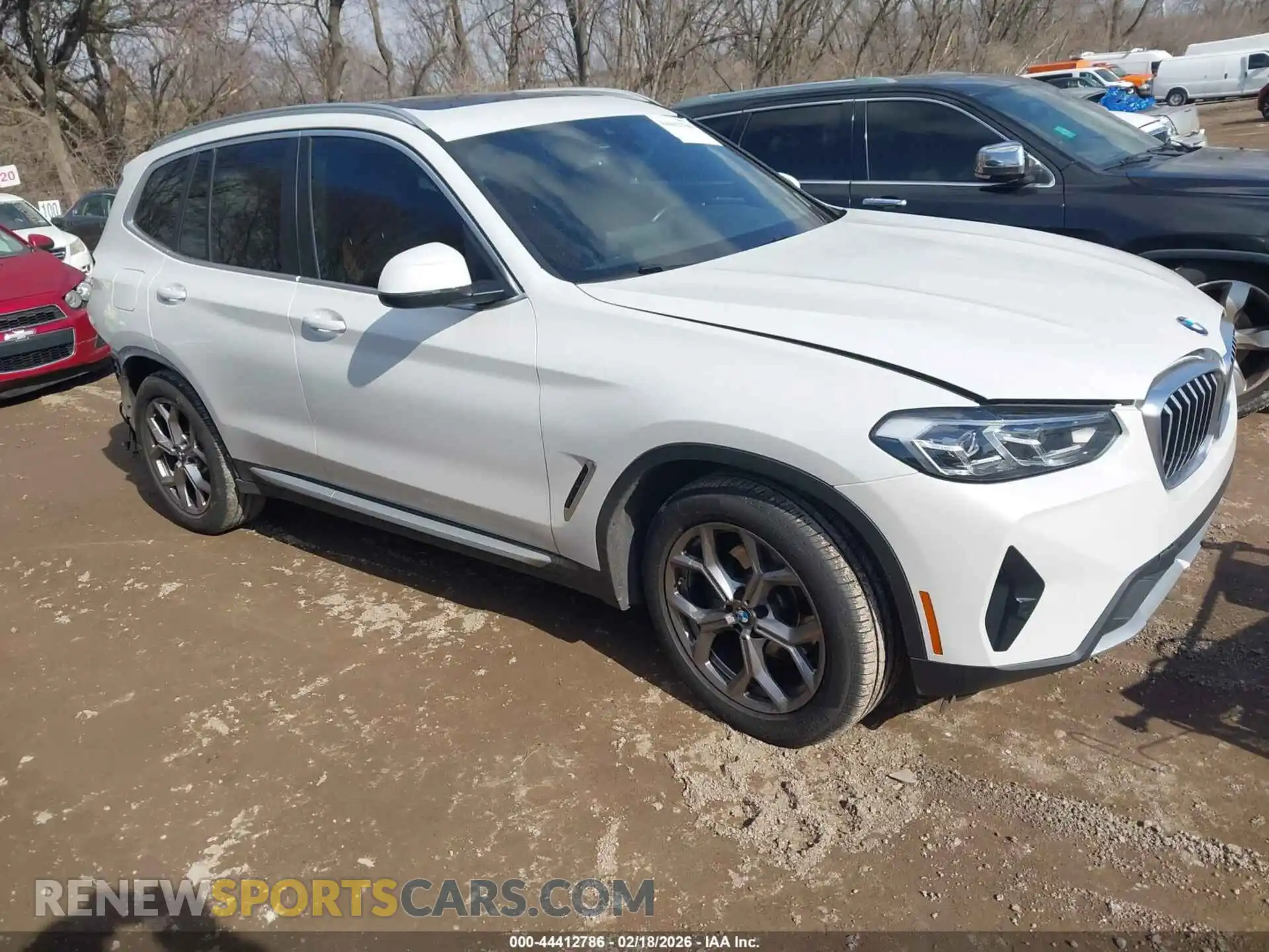 1 Photograph of a damaged car 5UX53DP07N9J57861 BMW X3 2022