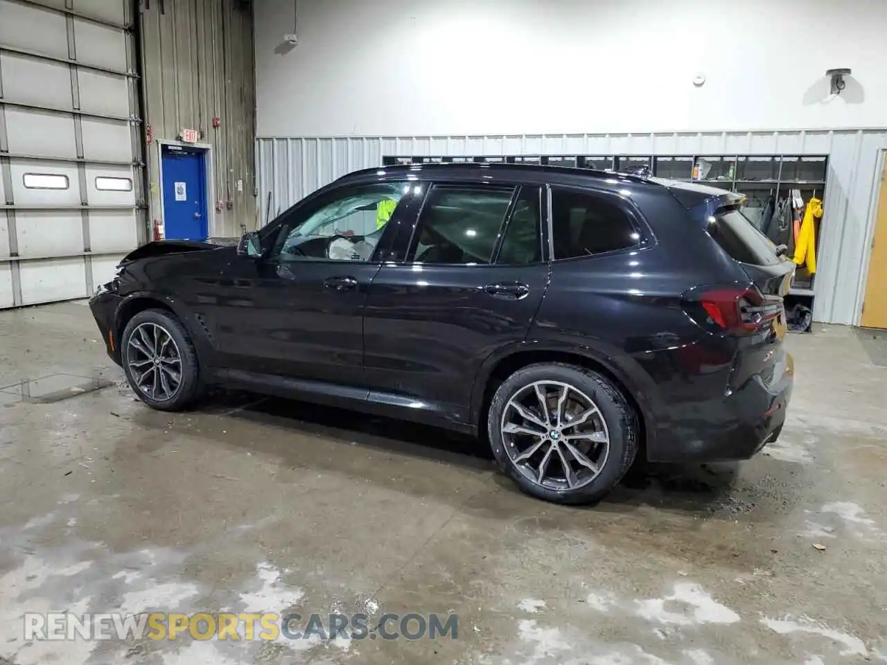 2 Photograph of a damaged car 5UX53DP07N9L47157 BMW X3 2022