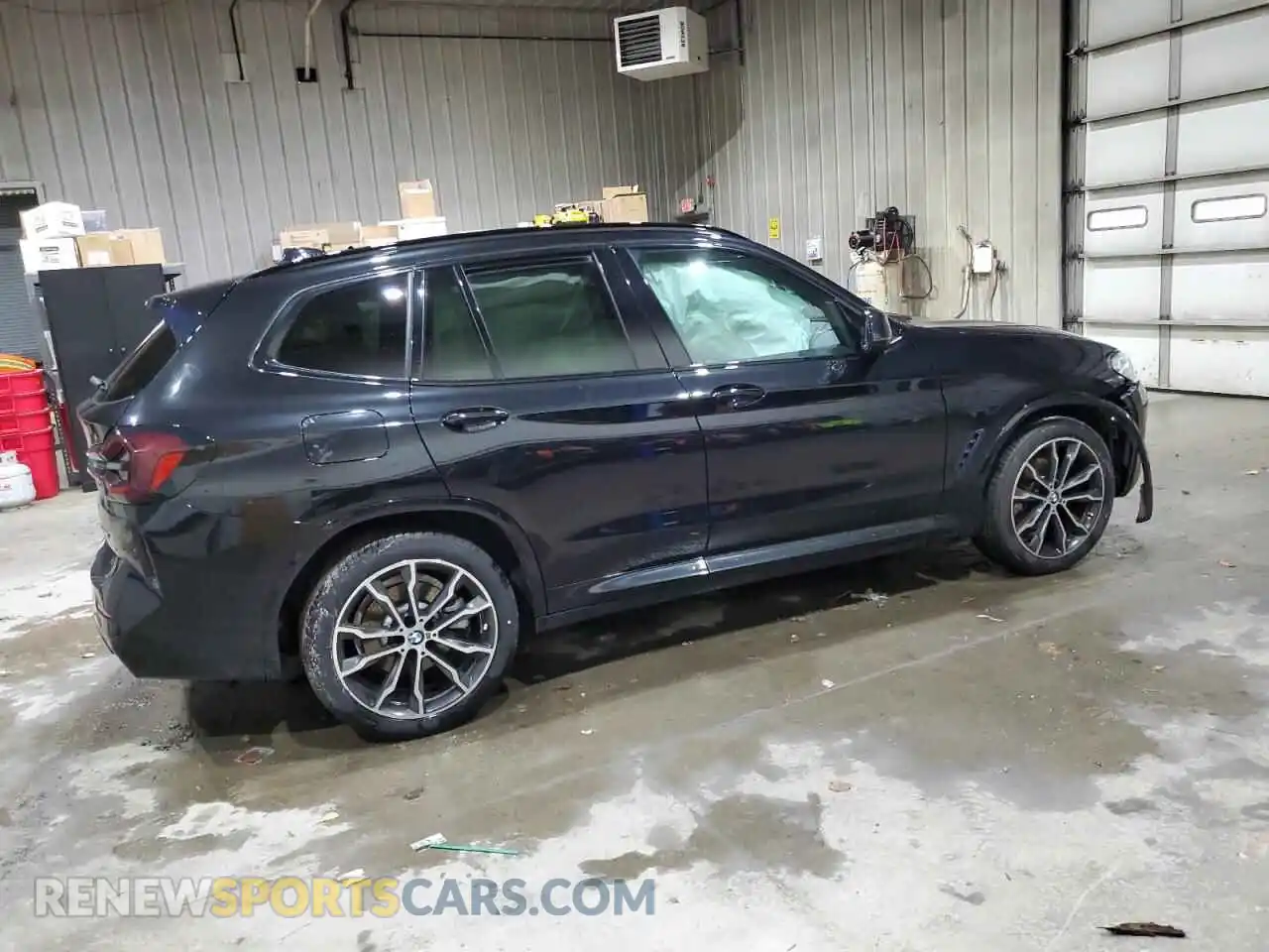 3 Photograph of a damaged car 5UX53DP07N9L47157 BMW X3 2022