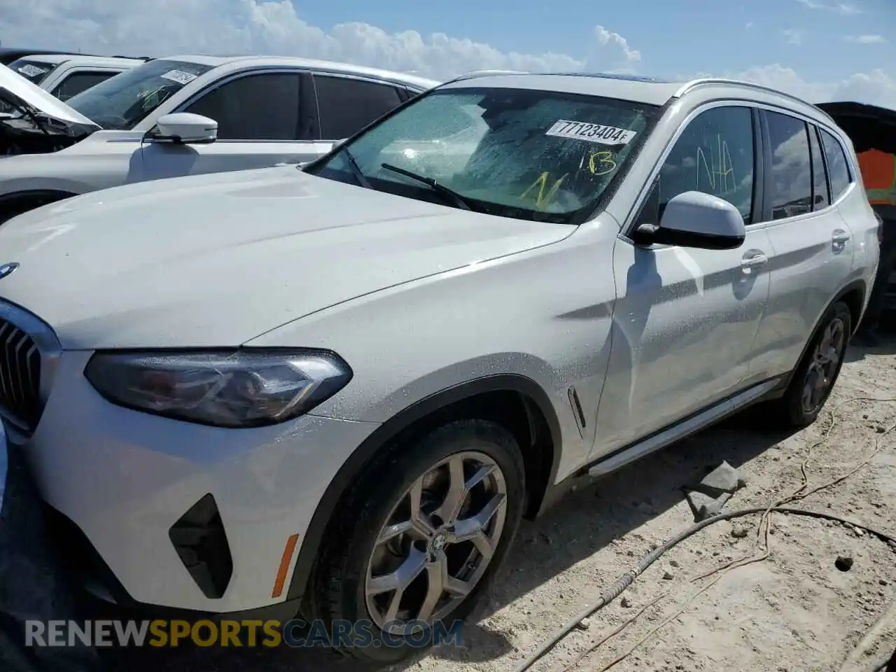 1 Photograph of a damaged car 5UX53DP07N9L96603 BMW X3 2022