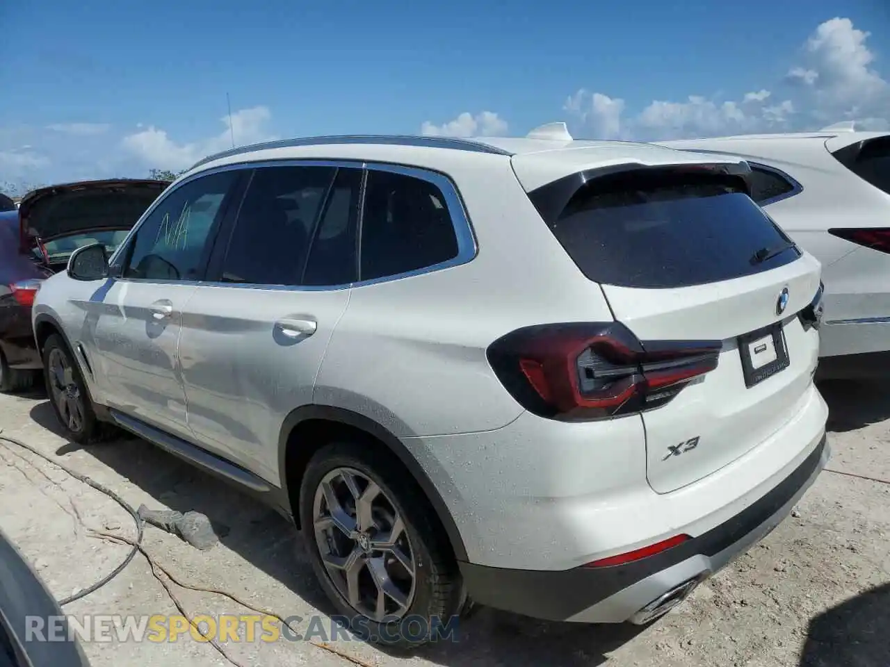 2 Photograph of a damaged car 5UX53DP07N9L96603 BMW X3 2022