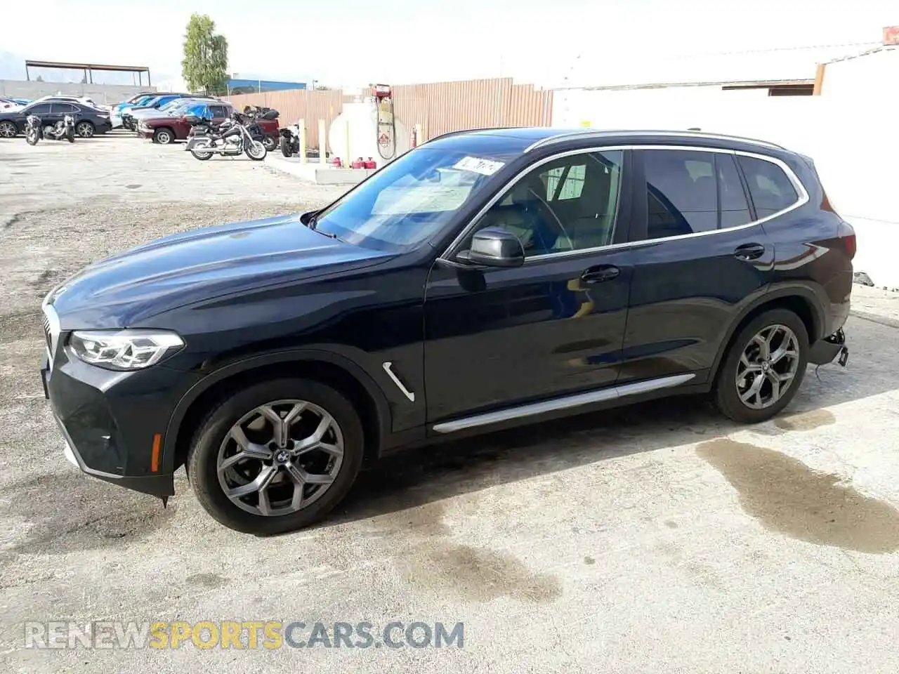 1 Photograph of a damaged car 5UX53DP07N9N28534 BMW X3 2022