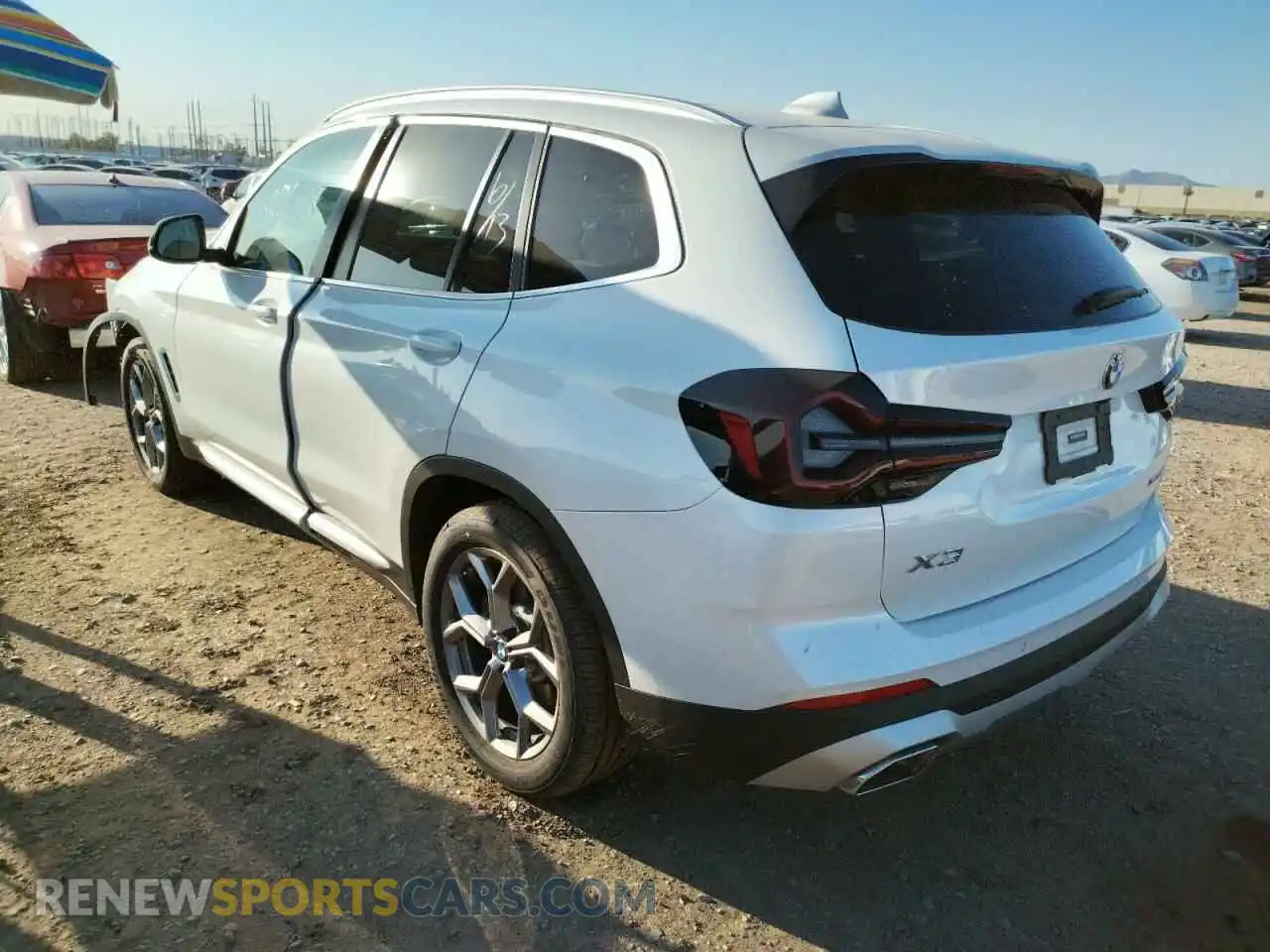 3 Photograph of a damaged car 5UX53DP08N9L24468 BMW X3 2022