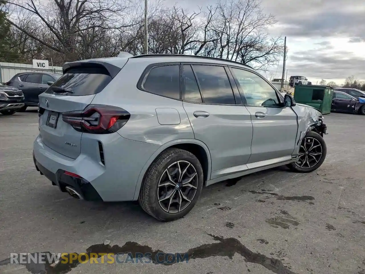 3 Photograph of a damaged car 5UX53DP08N9N08728 BMW X3 2022