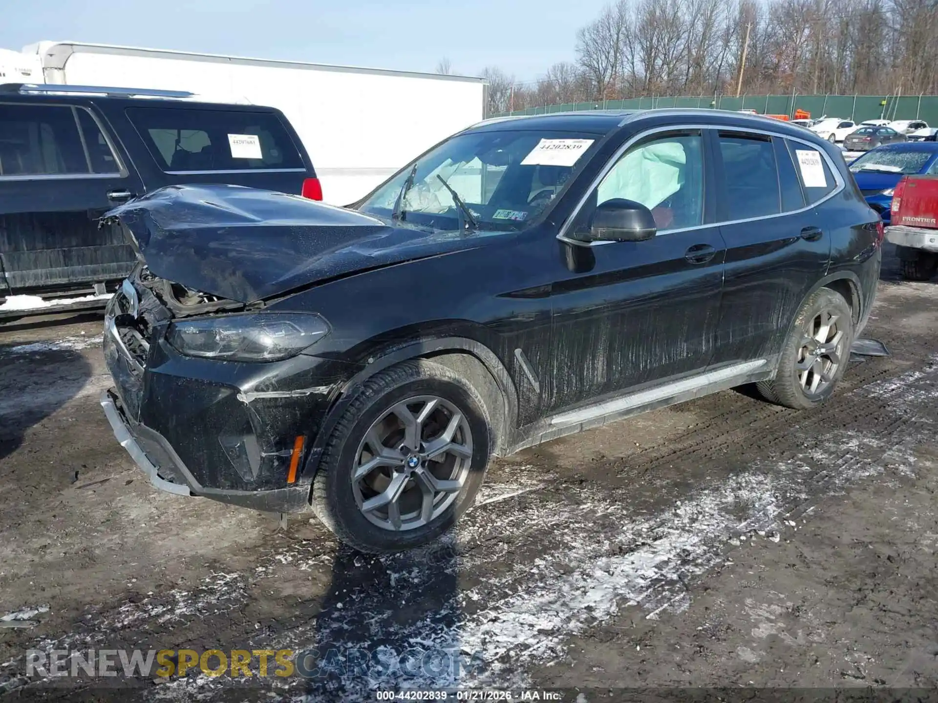2 Фотография поврежденного автомобиля 5UX53DP08N9N10625 BMW X3 2022