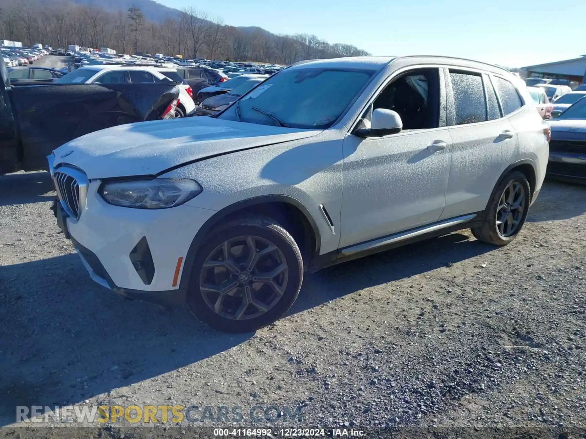 2 Photograph of a damaged car 5UX53DP09N9K76477 BMW X3 2022