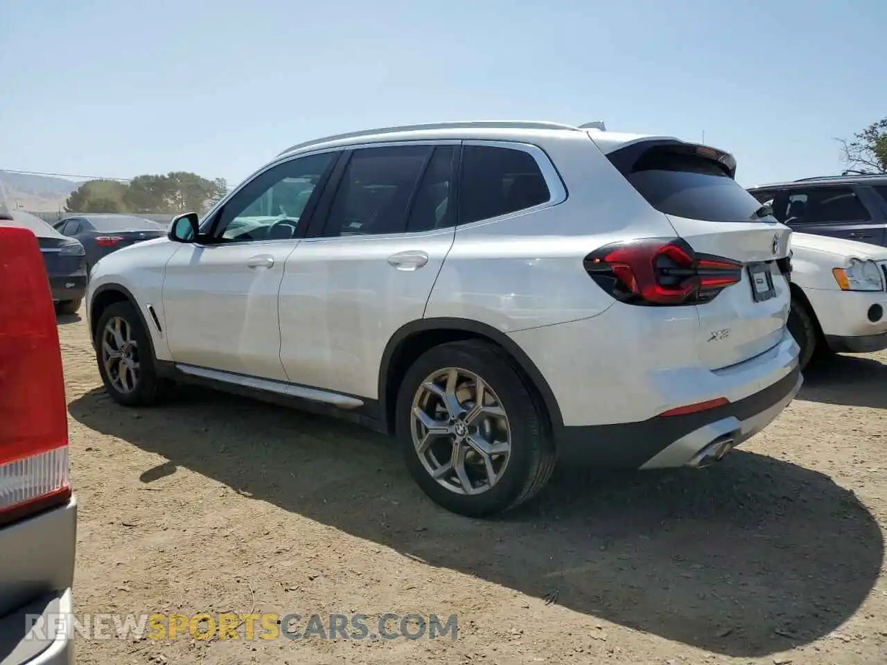 2 Photograph of a damaged car 5UX53DP09N9K79735 BMW X3 2022