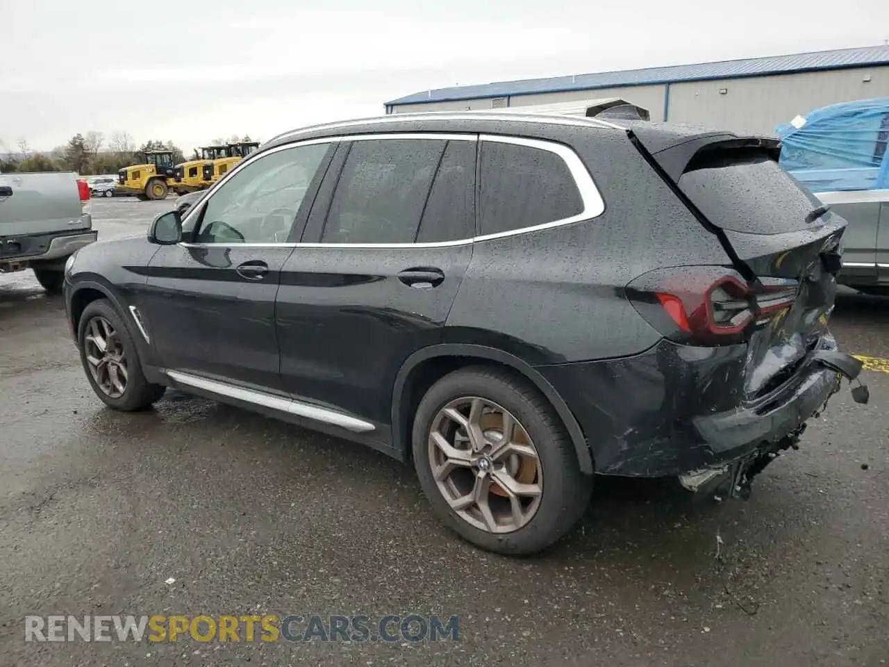 2 Photograph of a damaged car 5UX53DP09N9K86006 BMW X3 2022