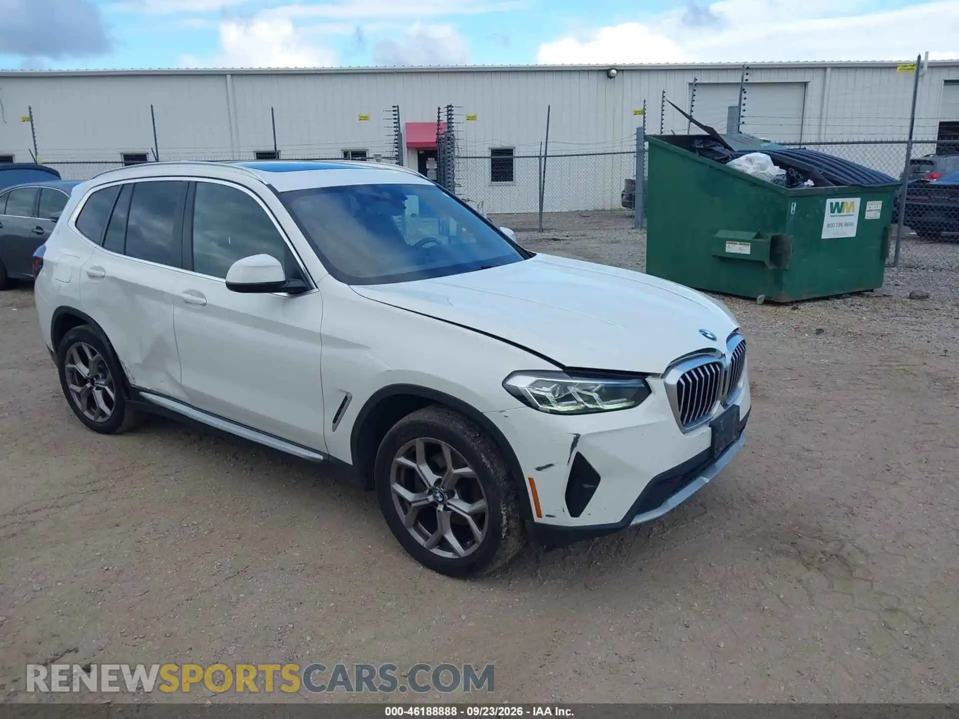 1 Photograph of a damaged car 5UX53DP09N9L35320 BMW X3 2022