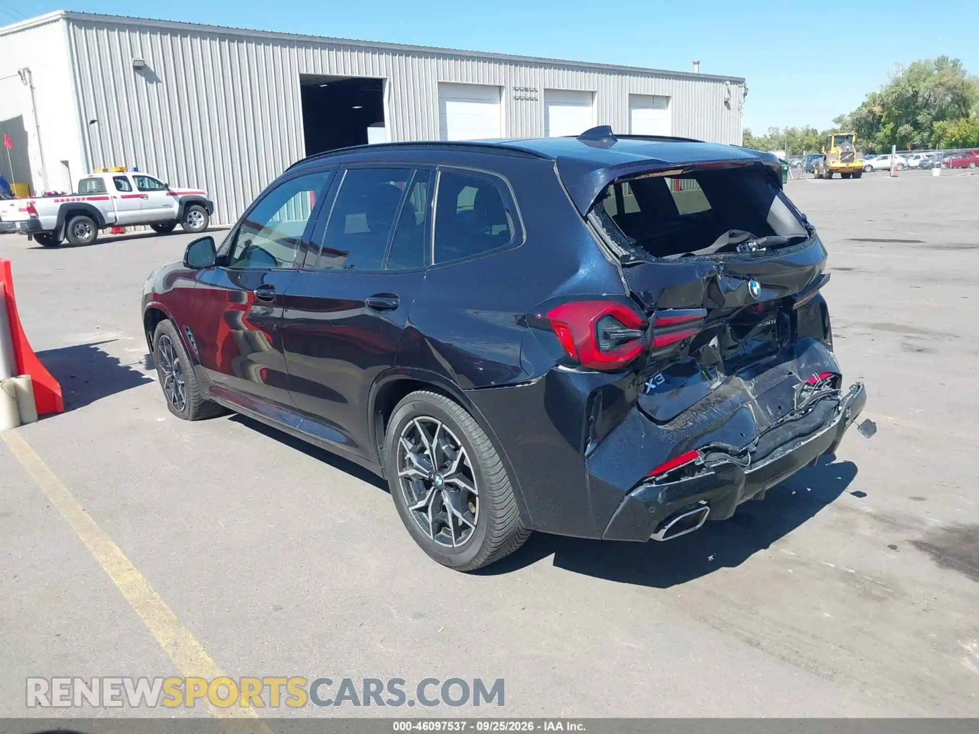 3 Photograph of a damaged car 5UX53DP0XN9M06945 BMW X3 2022