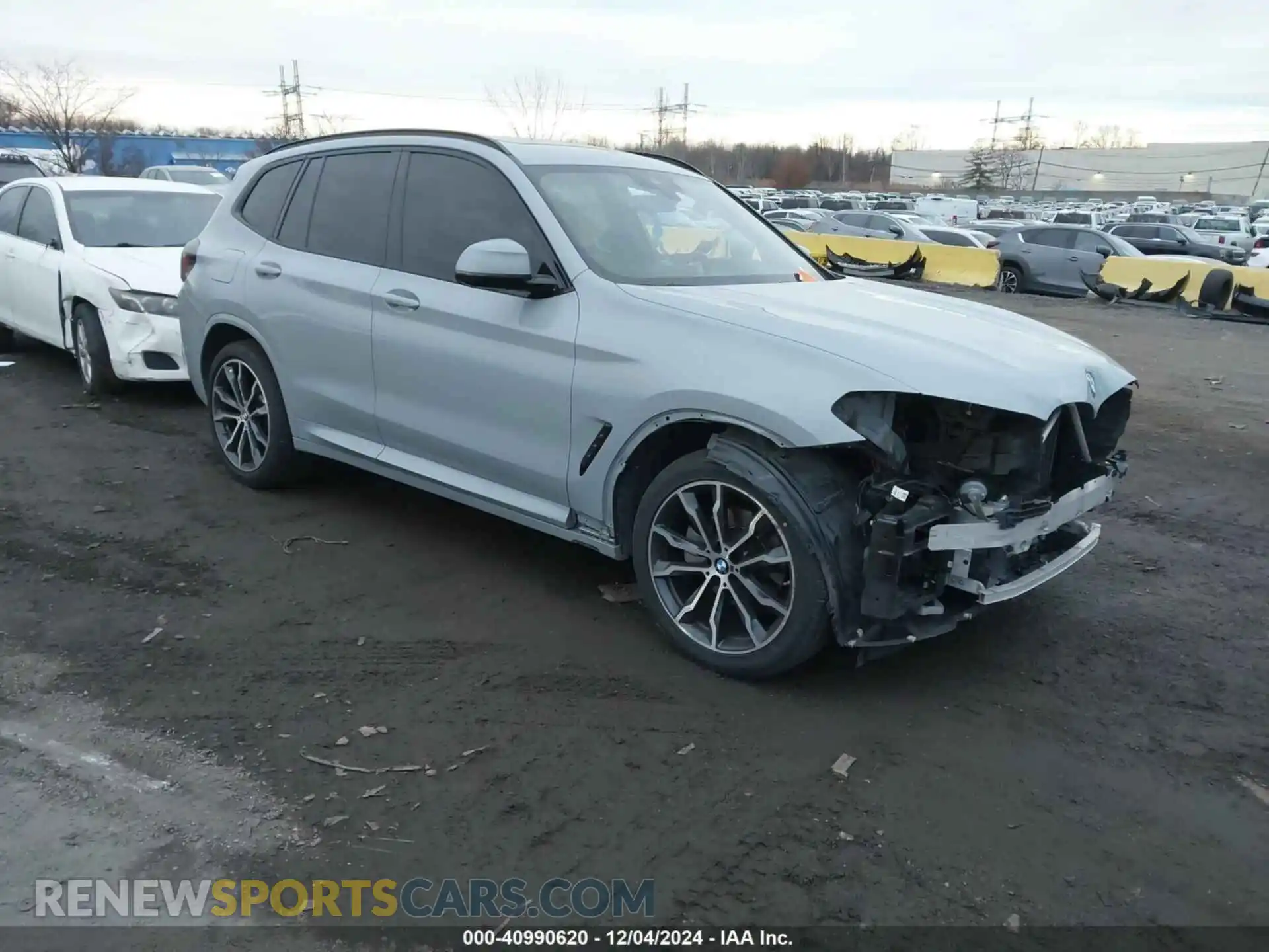 1 Photograph of a damaged car 5UX53DP0XN9M29738 BMW X3 2022