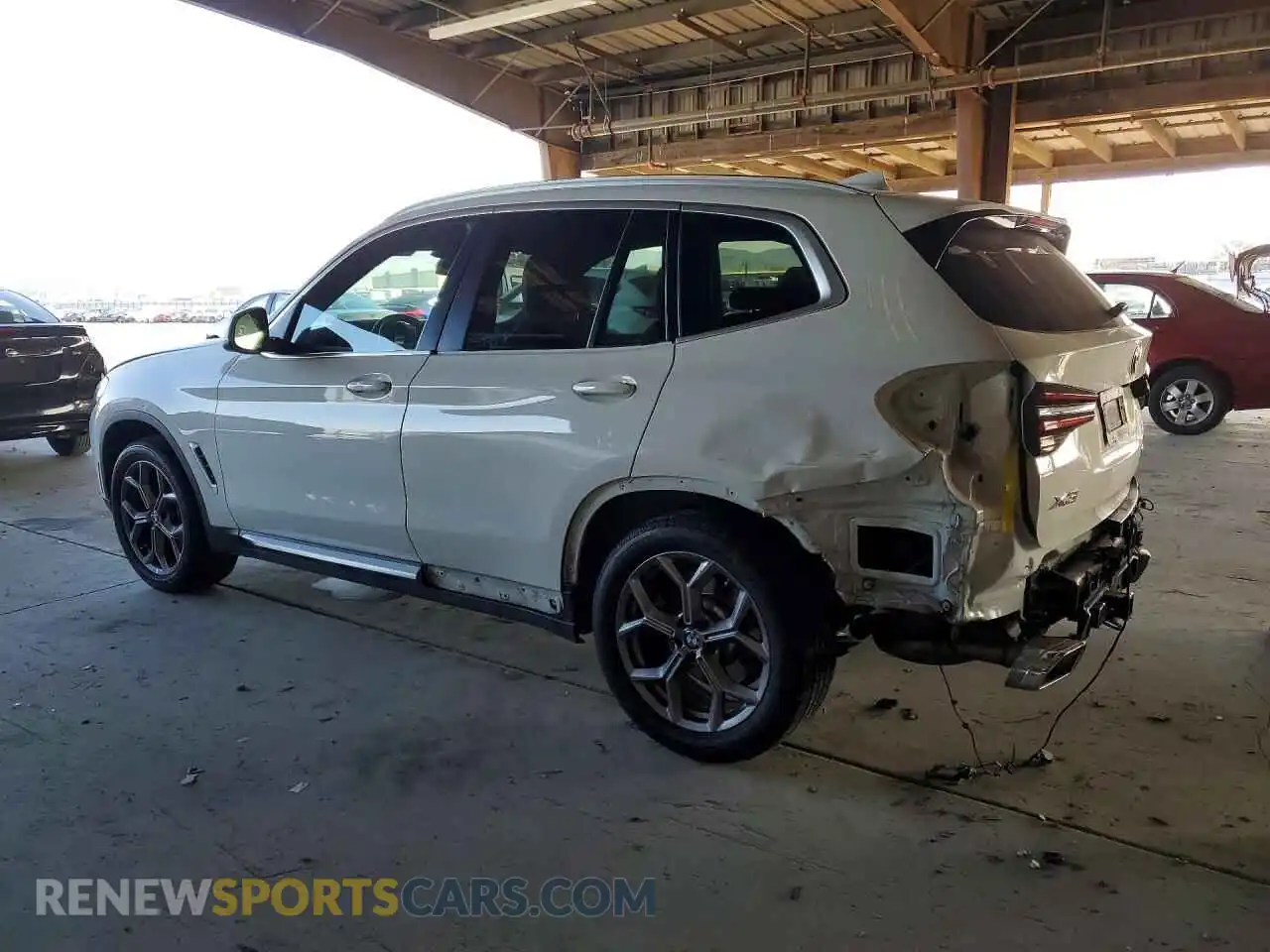2 Photograph of a damaged car 5UX53DP0XN9M66319 BMW X3 2022