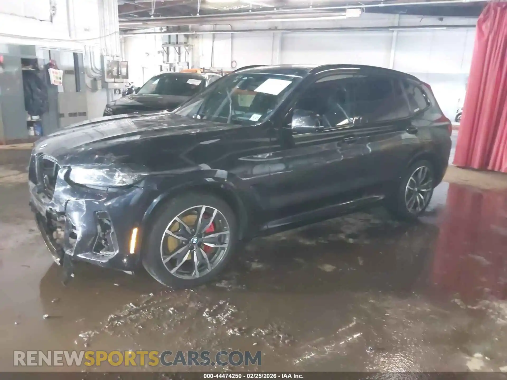 2 Photograph of a damaged car 5UX83DP01N9K17811 BMW X3 2022