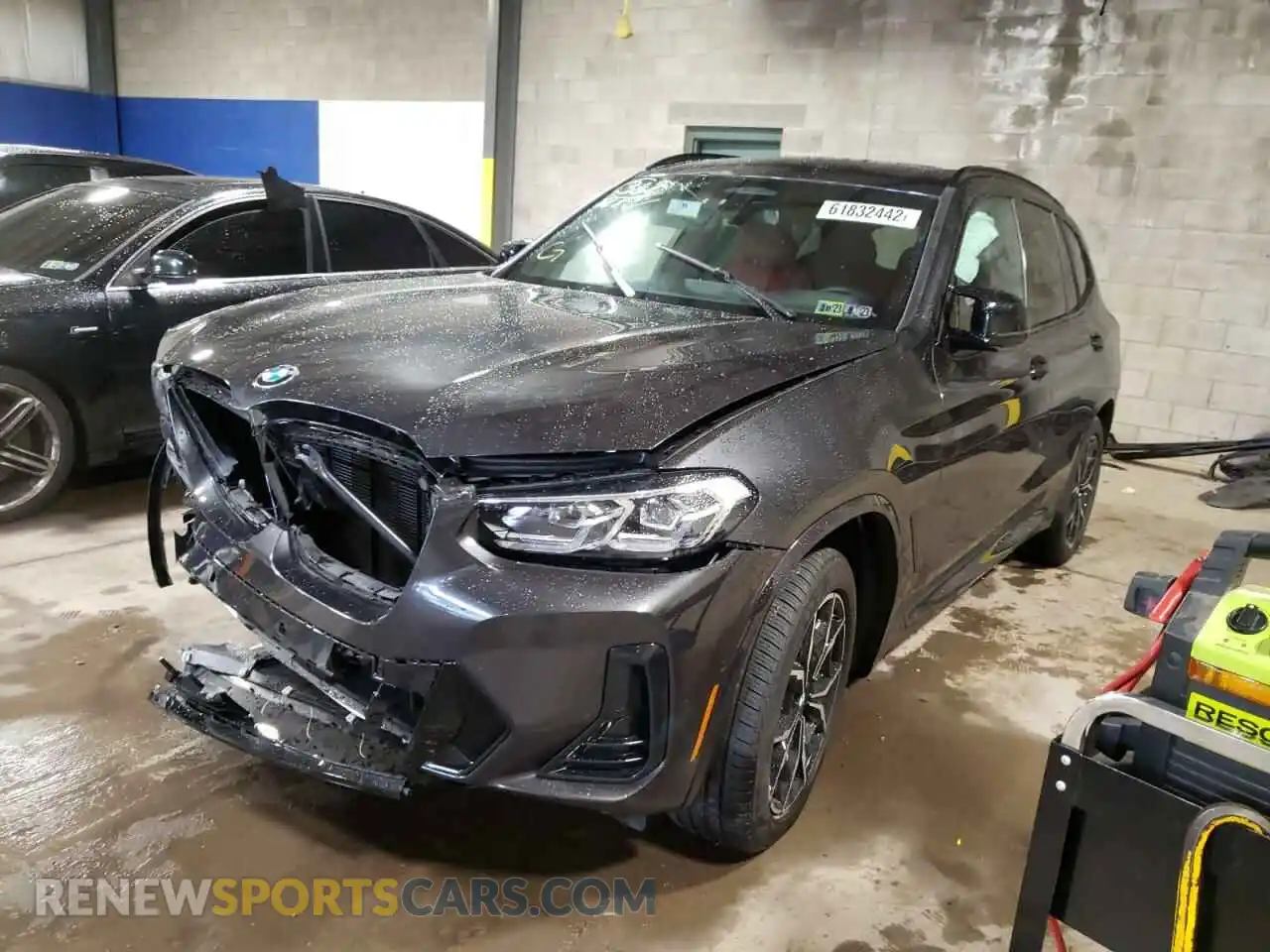2 Photograph of a damaged car 5UX83DP02N9L72979 BMW X3 2022