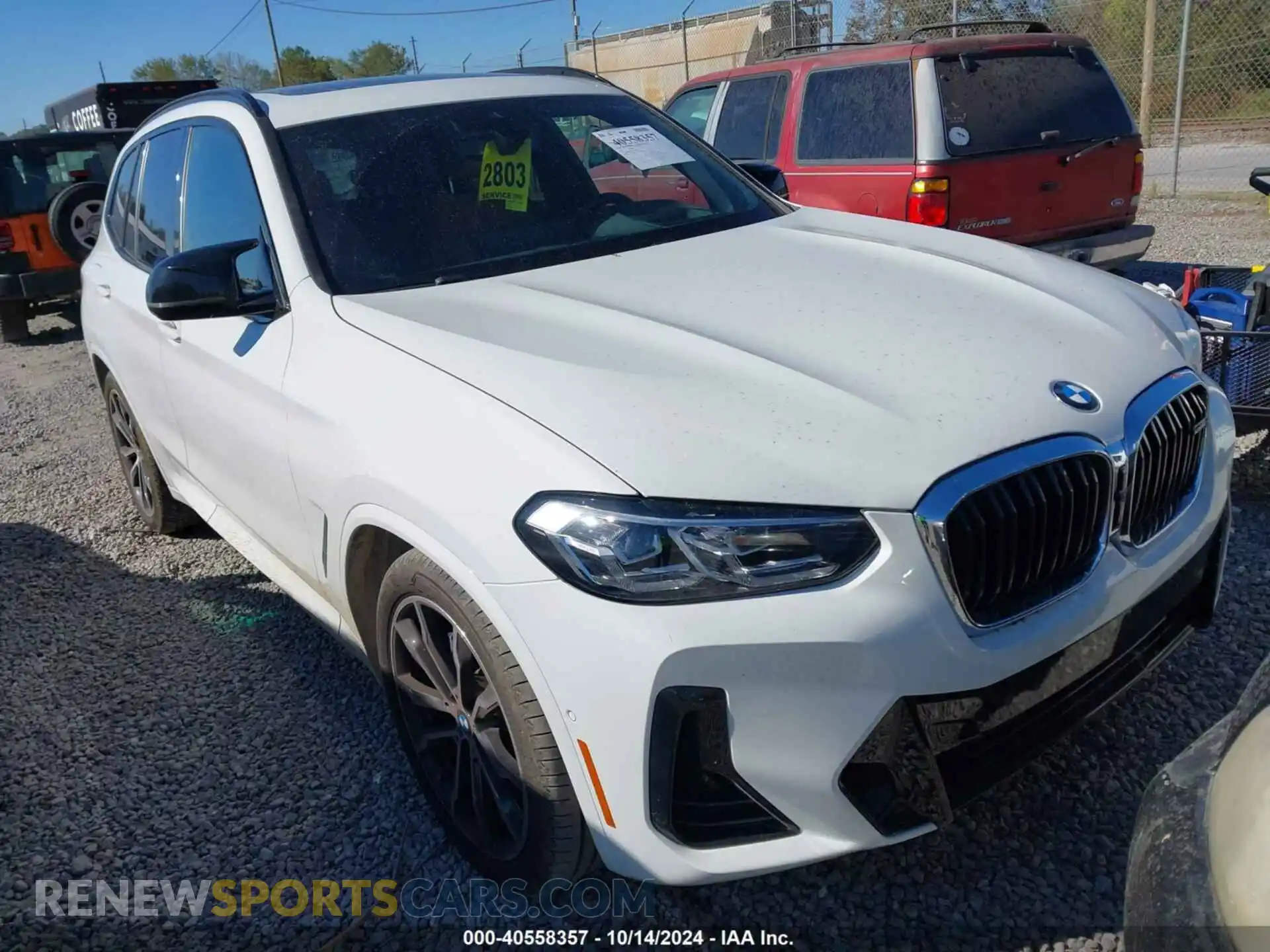 1 Photograph of a damaged car 5UX83DP04N9J60195 BMW X3 2022