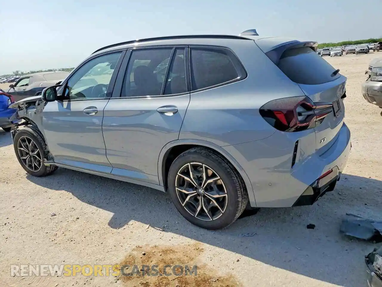 2 fotografías del automóvil dañado 5UX83DP0XN9H56219 BMW X3 2022