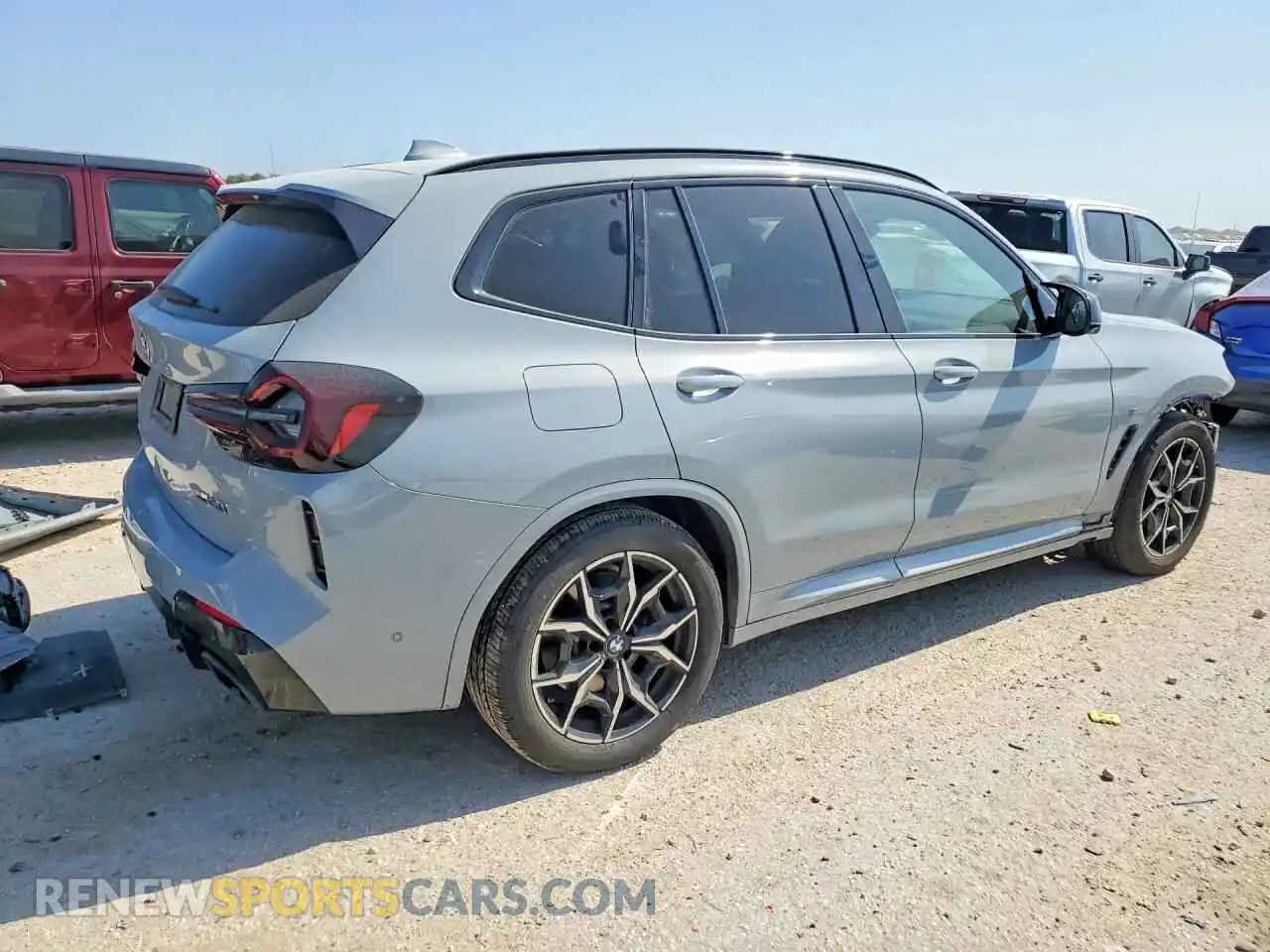 3 fotografías del automóvil dañado 5UX83DP0XN9H56219 BMW X3 2022