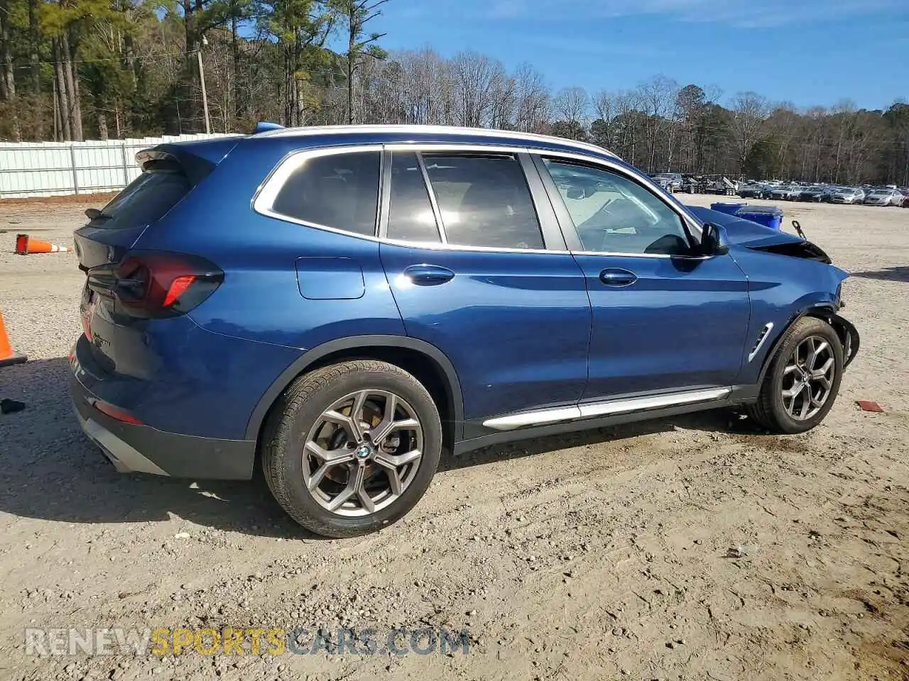 3 Photograph of a damaged car WBX47DP00NN136247 BMW X3 2022