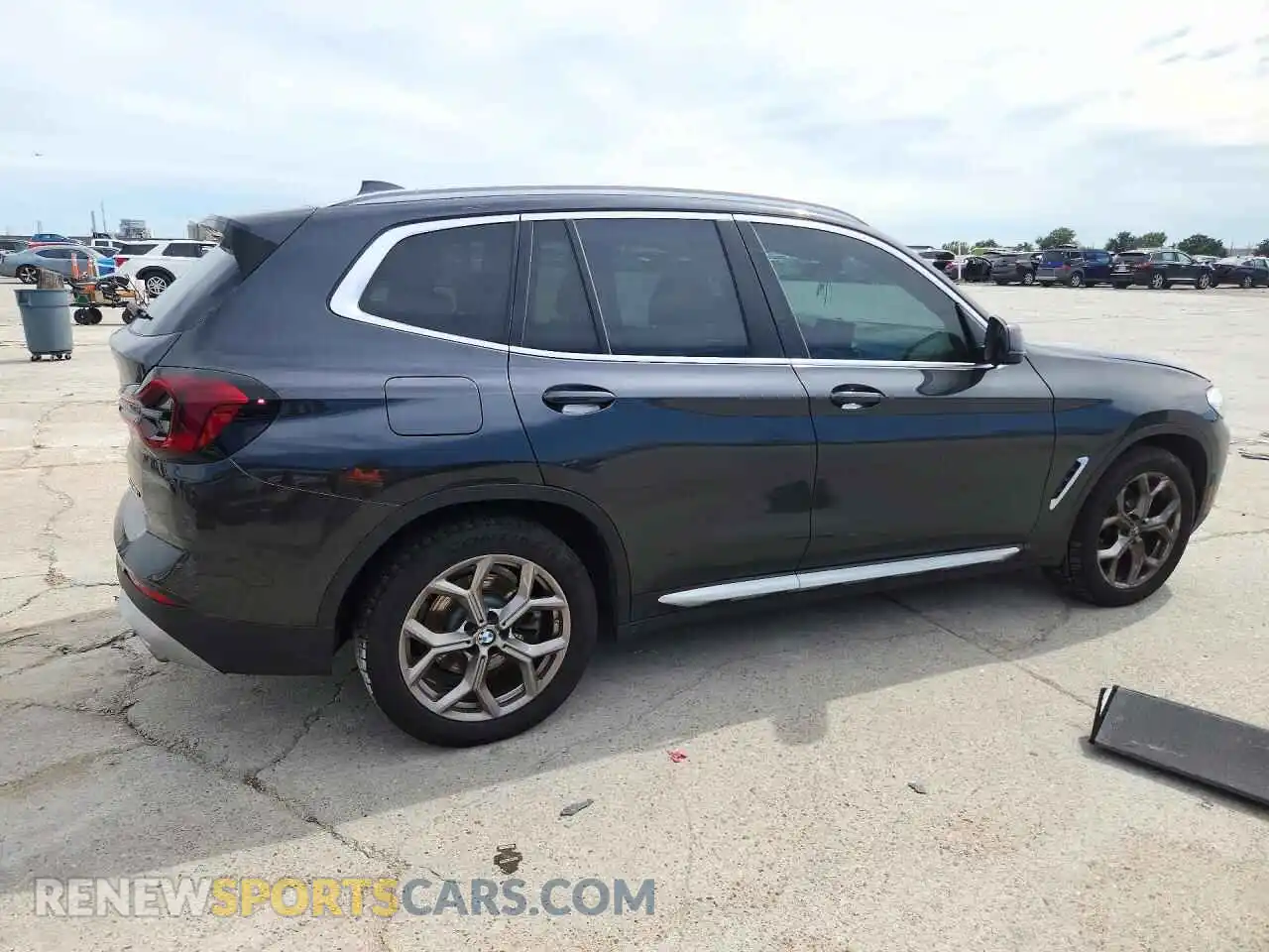 3 Photograph of a damaged car WBX47DP01NN187577 BMW X3 2022