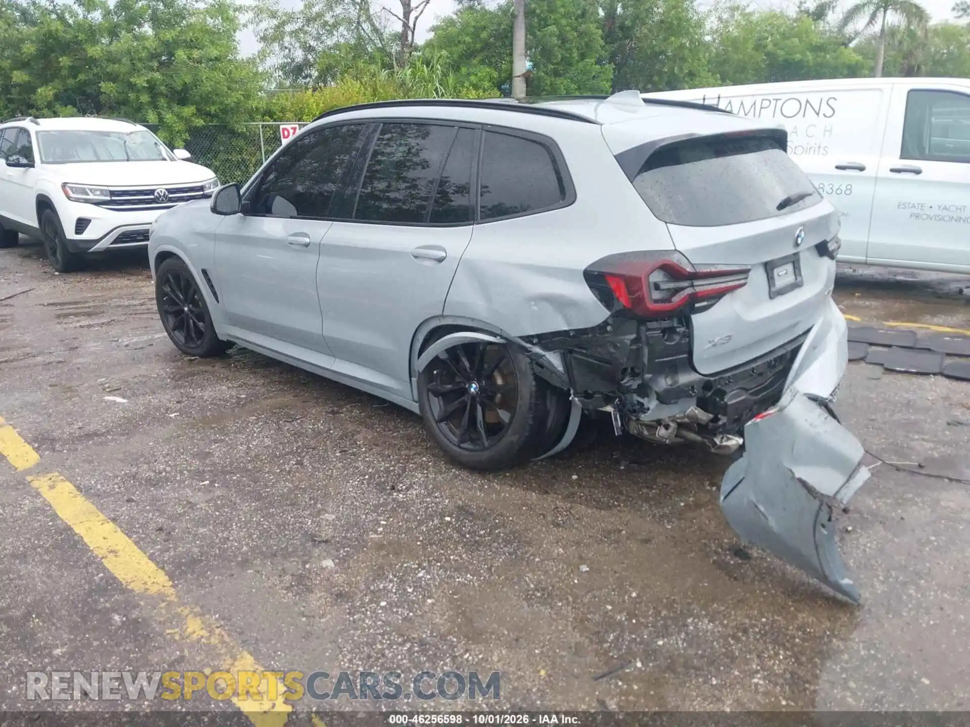 3 Photograph of a damaged car WBX47DP05NN142867 BMW X3 2022