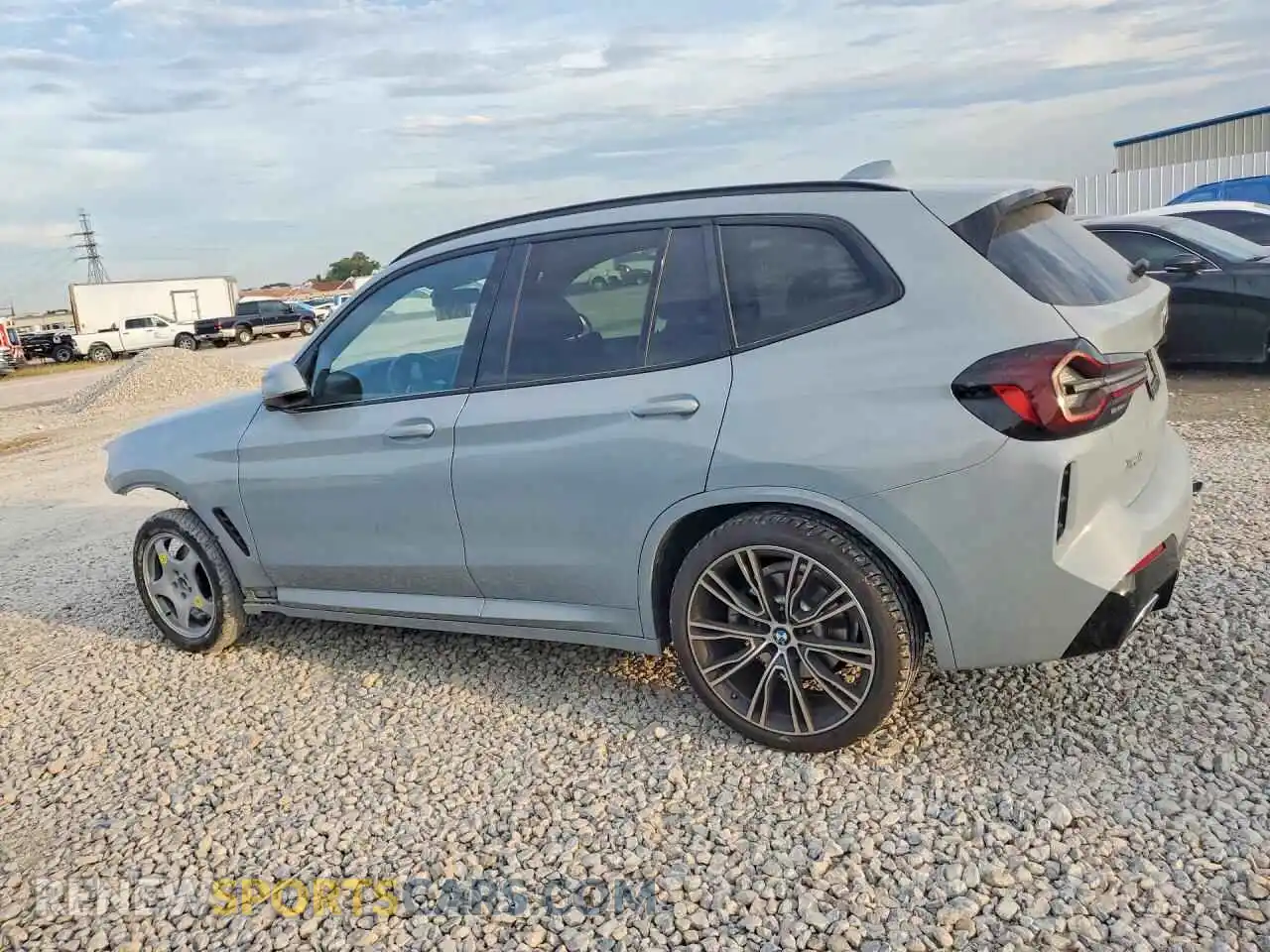 2 Фотография поврежденного автомобиля WBX47DP06NN176932 BMW X3 2022