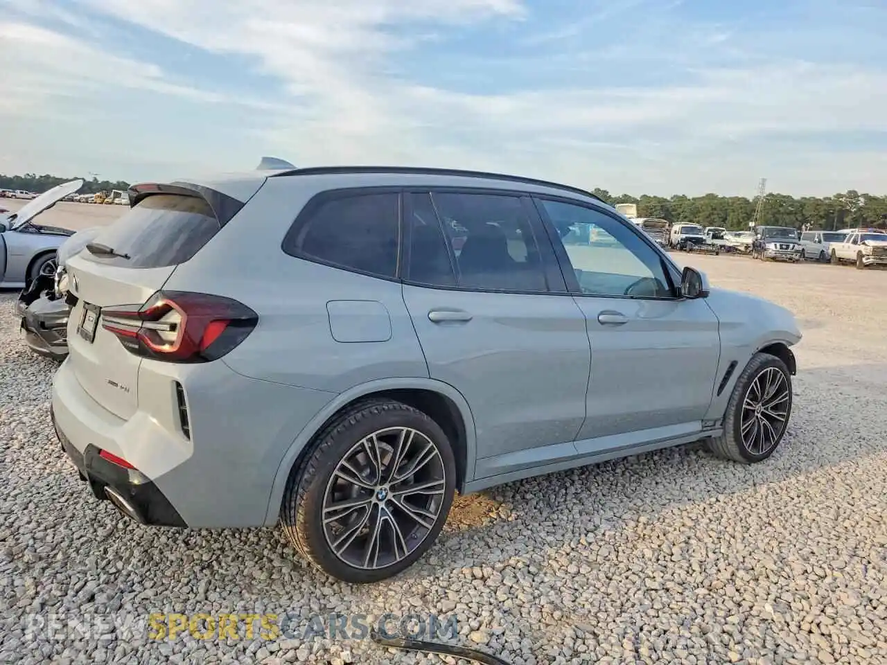 3 Фотография поврежденного автомобиля WBX47DP06NN176932 BMW X3 2022