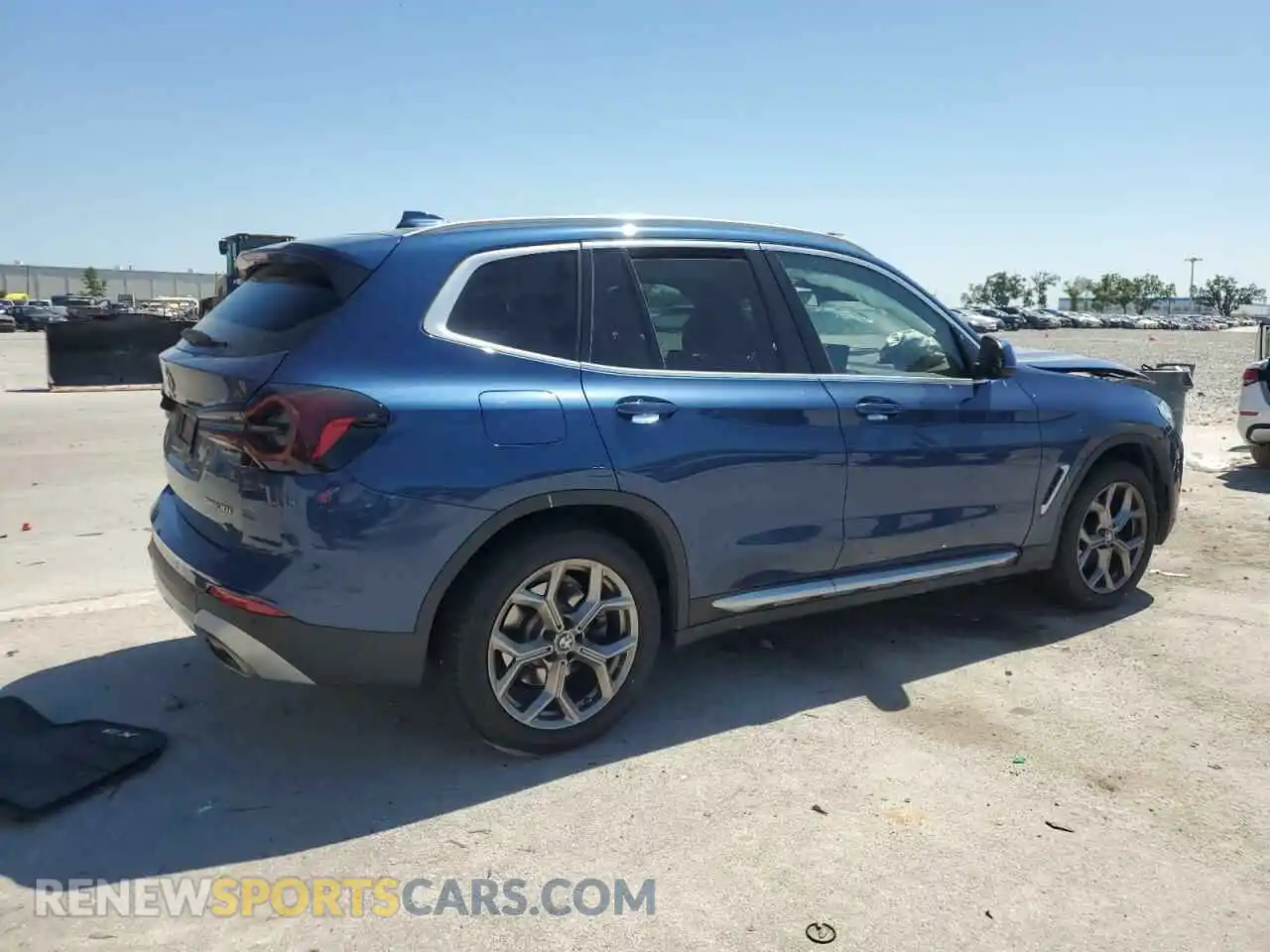 3 Photograph of a damaged car WBX47DP0XNN158398 BMW X3 2022