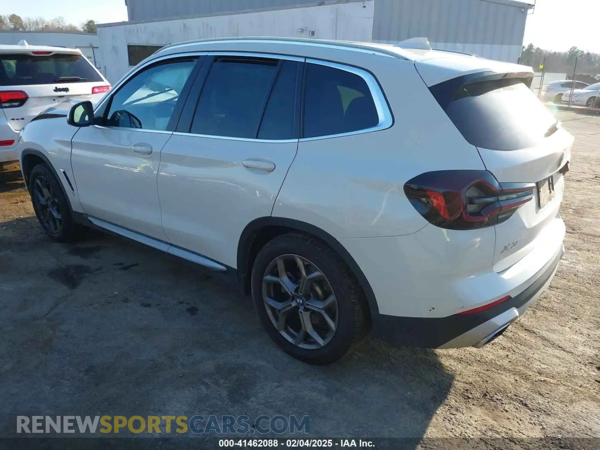 3 Photograph of a damaged car WBX57DP01NN182559 BMW X3 2022