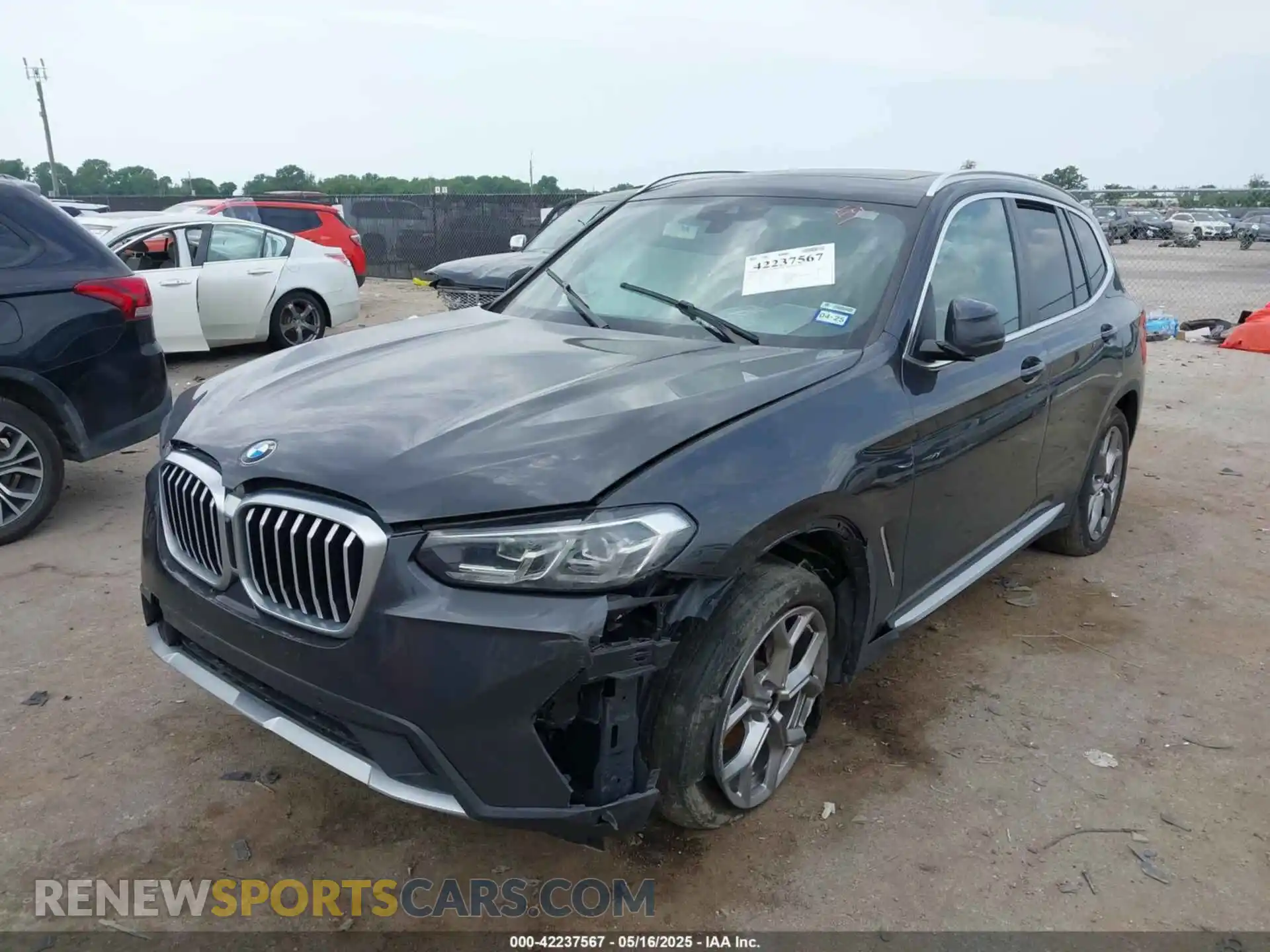 2 Photograph of a damaged car WBX57DP02NN178228 BMW X3 2022