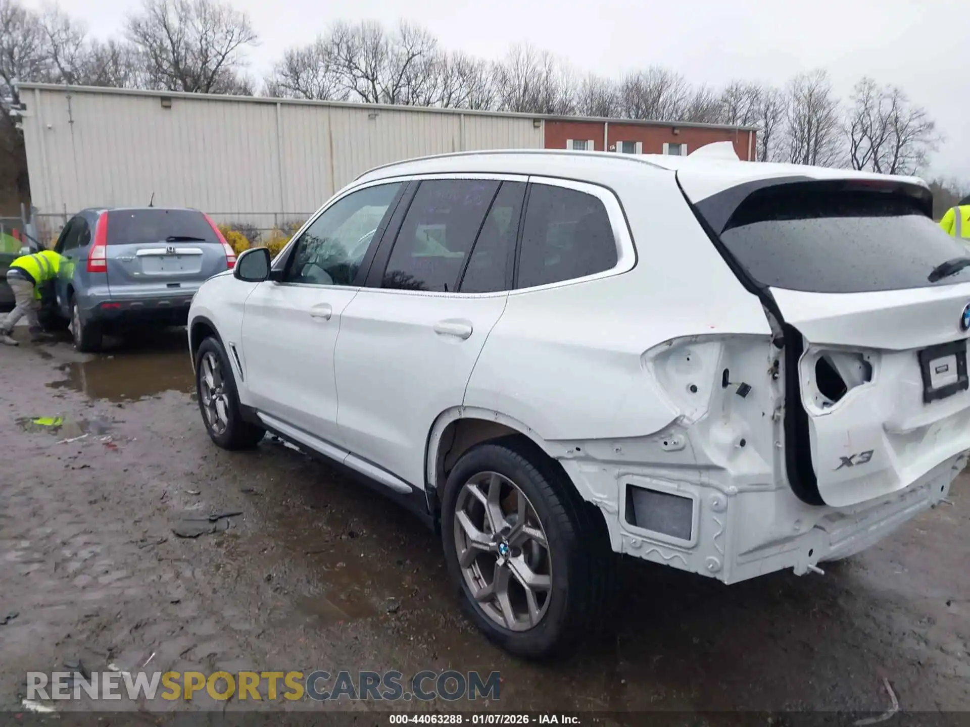 3 Photograph of a damaged car WBX57DP02NN178584 BMW X3 2022
