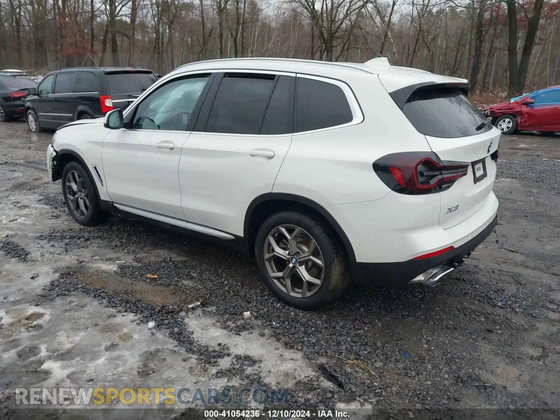 3 Photograph of a damaged car WBX57DP03NN167433 BMW X3 2022