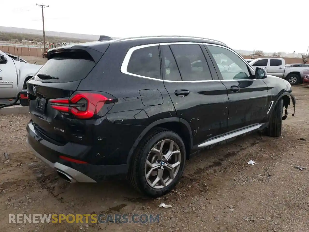3 Photograph of a damaged car WBX57DP03NN178559 BMW X3 2022
