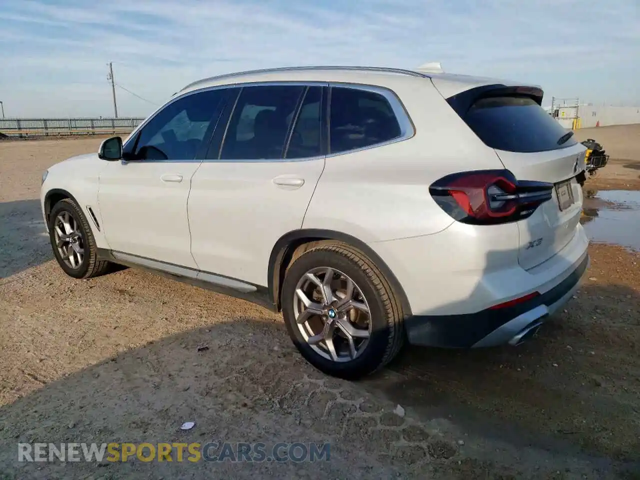 2 Фотография поврежденного автомобиля WBX57DP04NN123764 BMW X3 2022