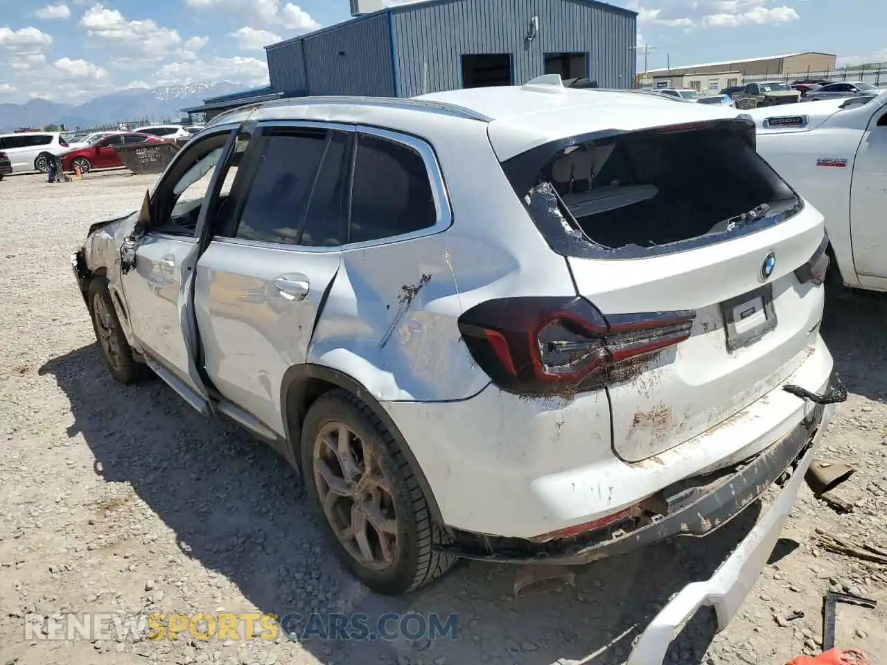 2 Photograph of a damaged car WBX57DP04NN154402 BMW X3 2022