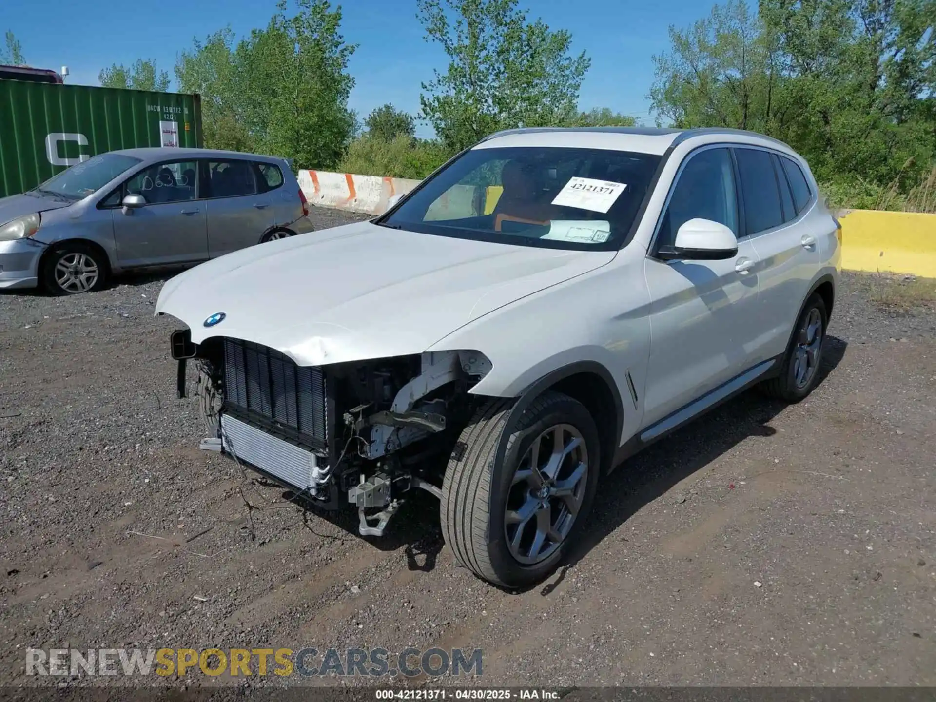 2 Photograph of a damaged car WBX57DP06NN172447 BMW X3 2022