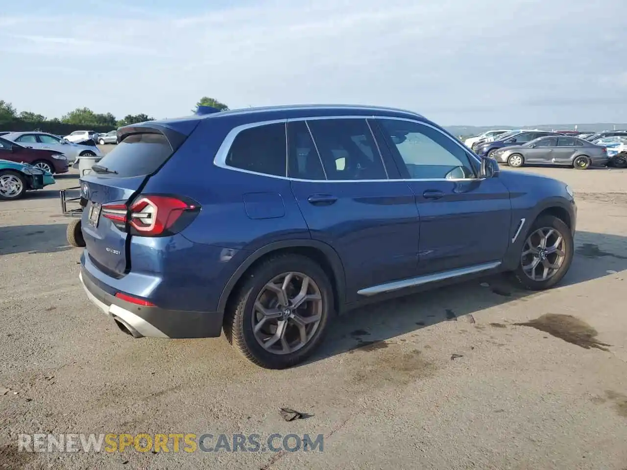 3 Photograph of a damaged car WBX57DP06NN173579 BMW X3 2022