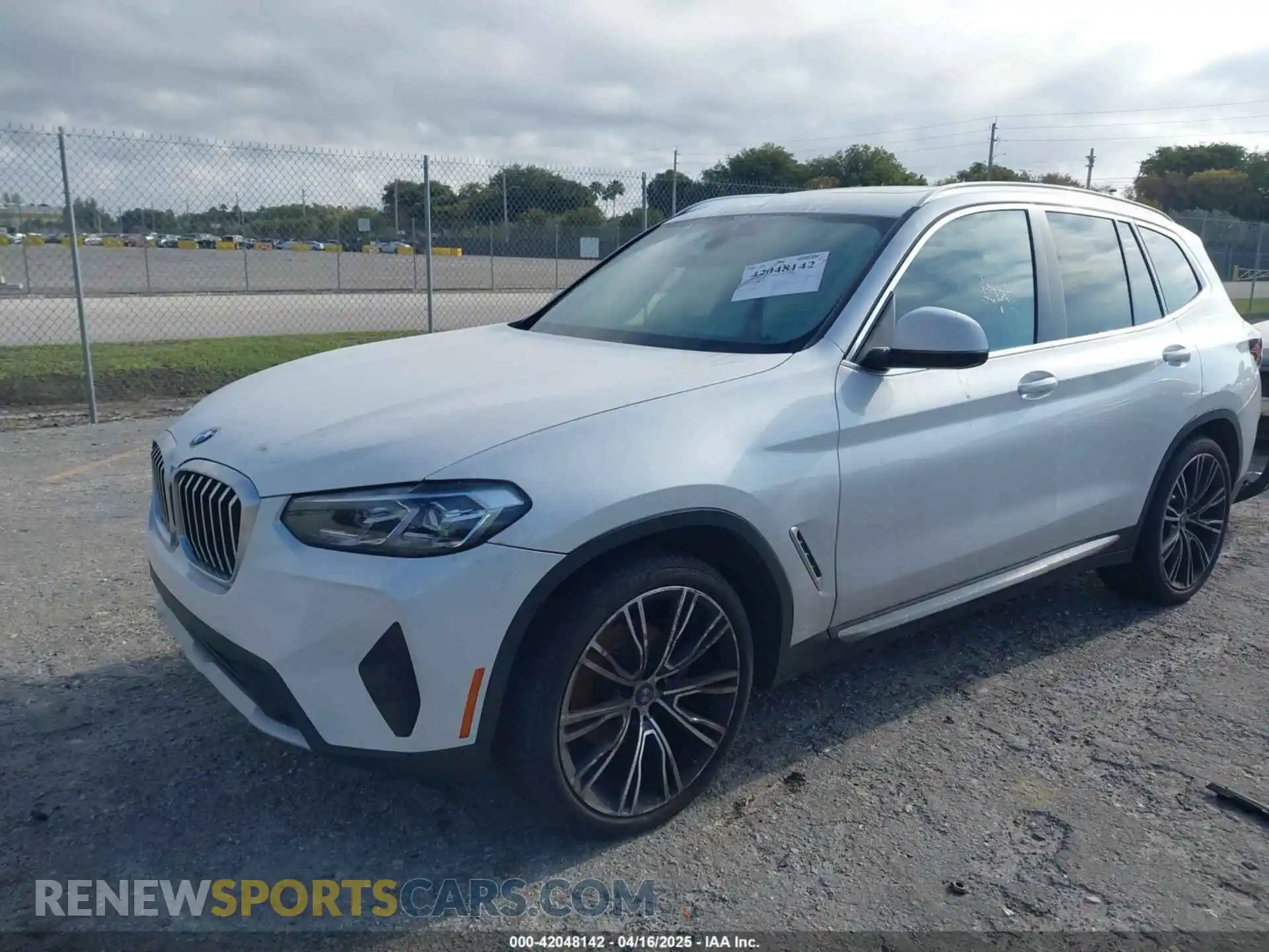2 fotografías del automóvil dañado WBX57DP06NN178197 BMW X3 2022