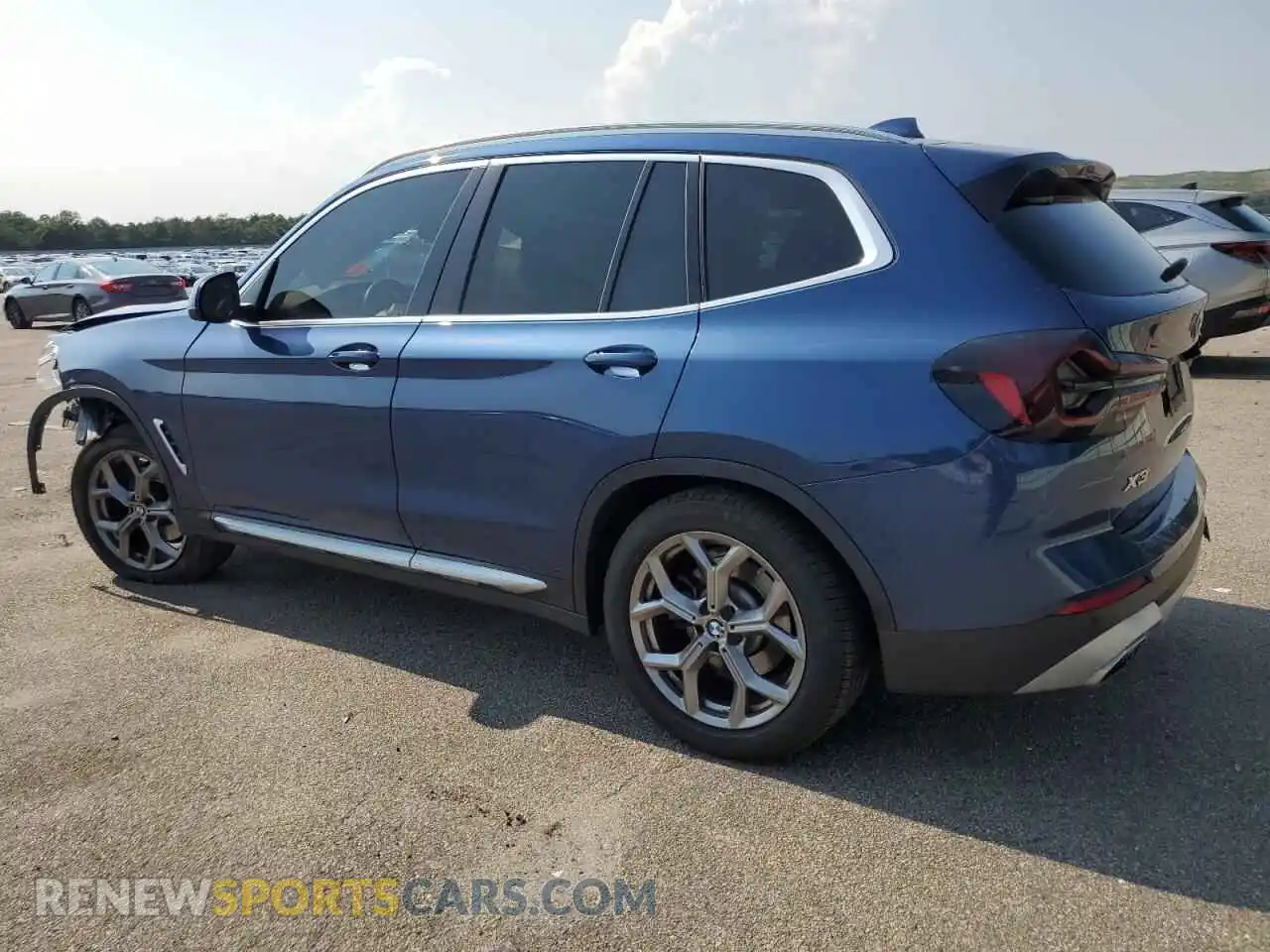 2 Photograph of a damaged car WBX57DP09NN176265 BMW X3 2022
