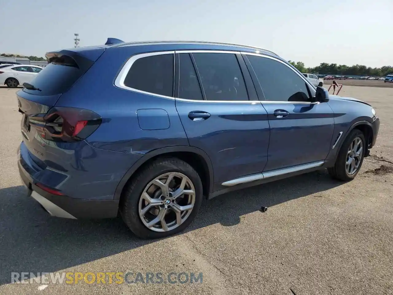 3 Photograph of a damaged car WBX57DP09NN176265 BMW X3 2022