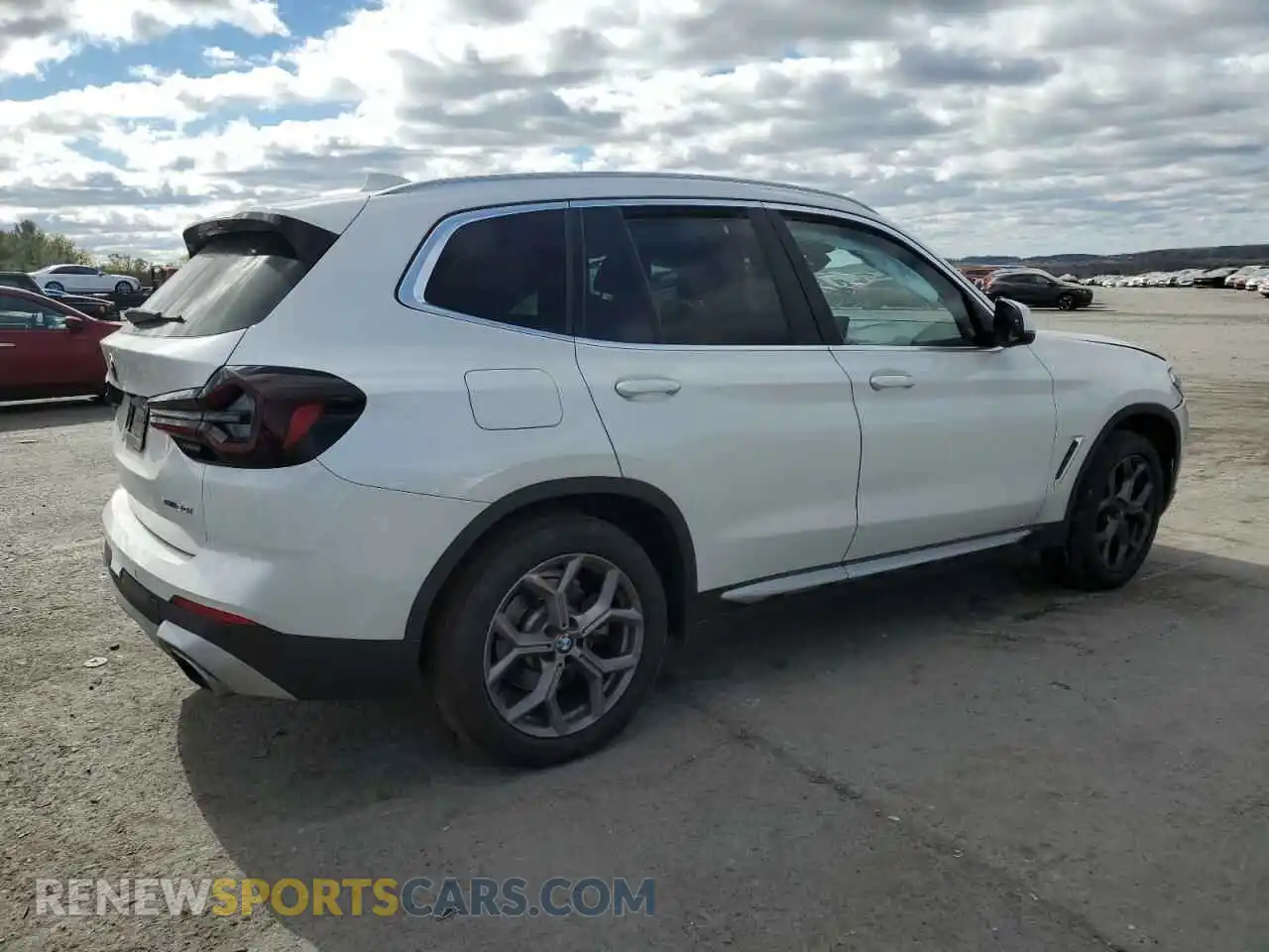 3 Photograph of a damaged car WBX57DP0XNN160141 BMW X3 2022